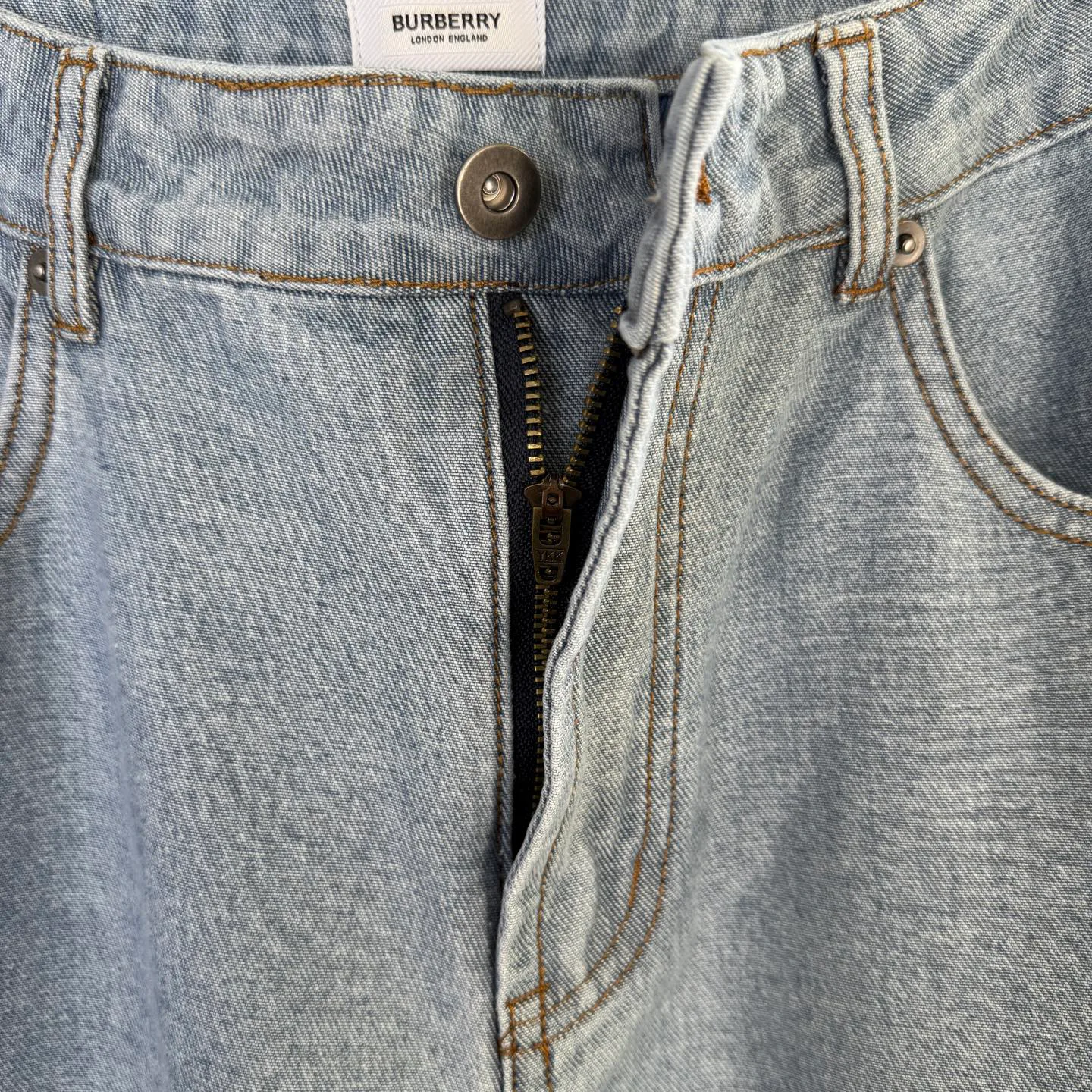 Джинсы Мужские Burberry 22570