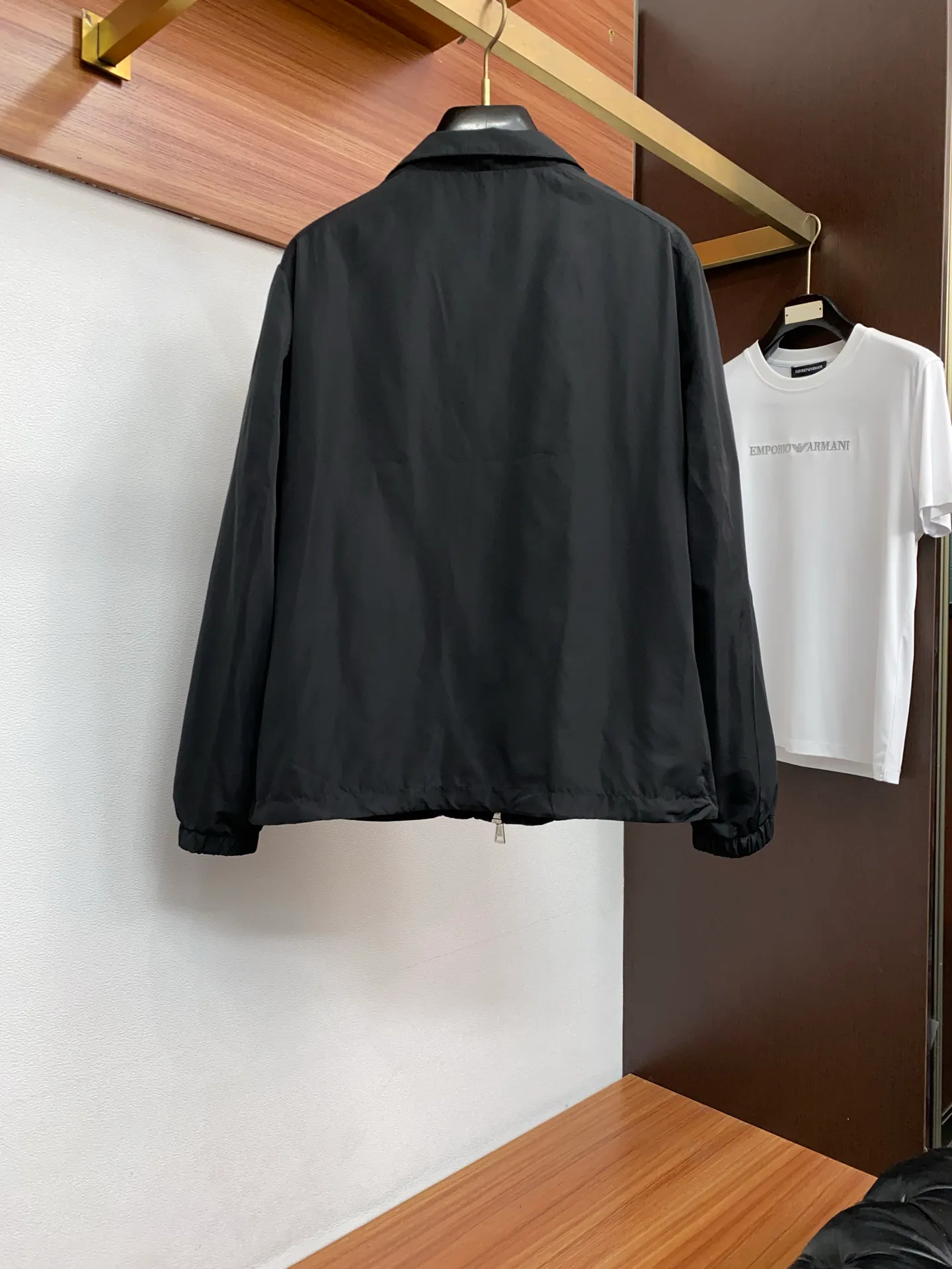 Куртки И Пуховики Мужские Moncler 11523278