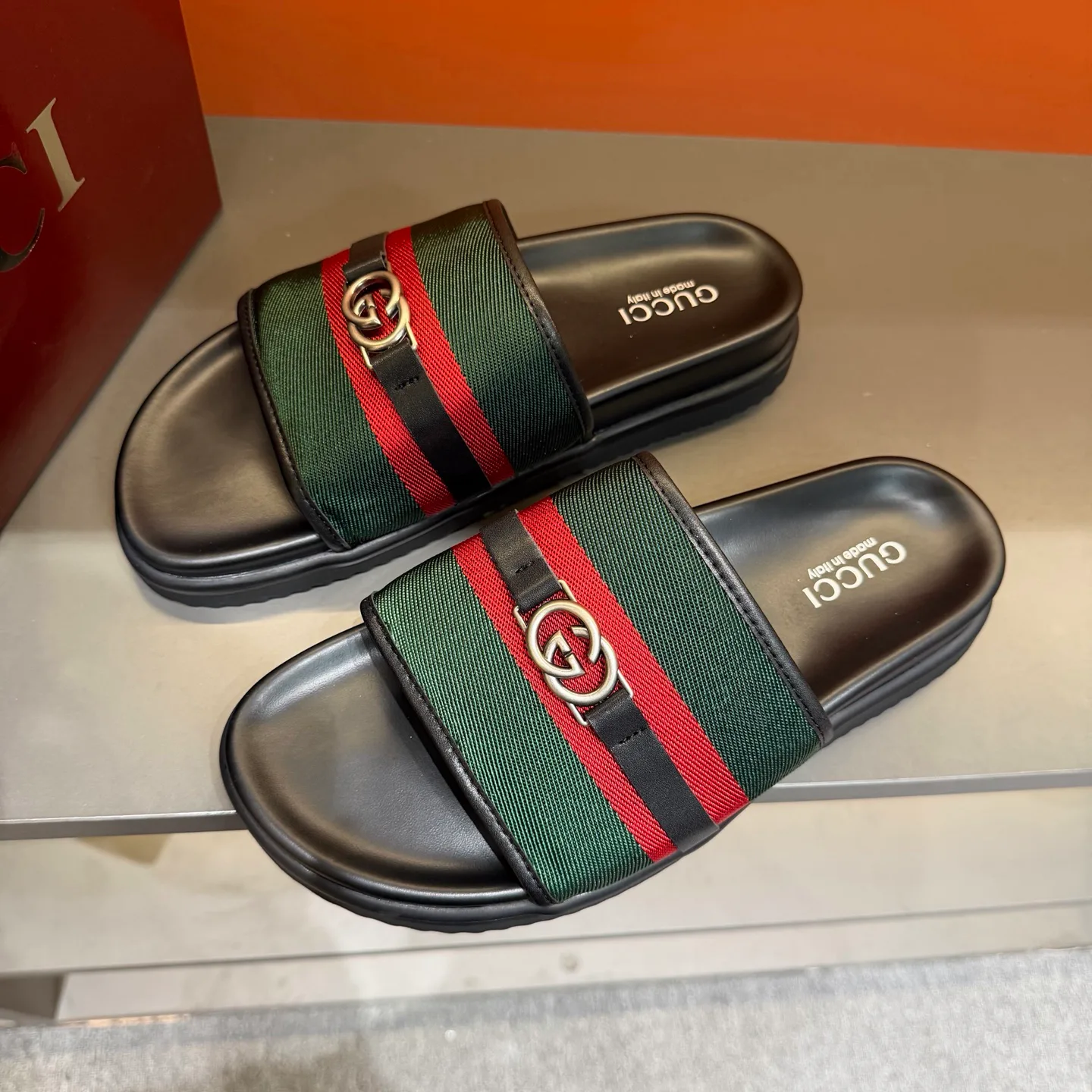 Шлепанцы Женские Gucci 9737043
