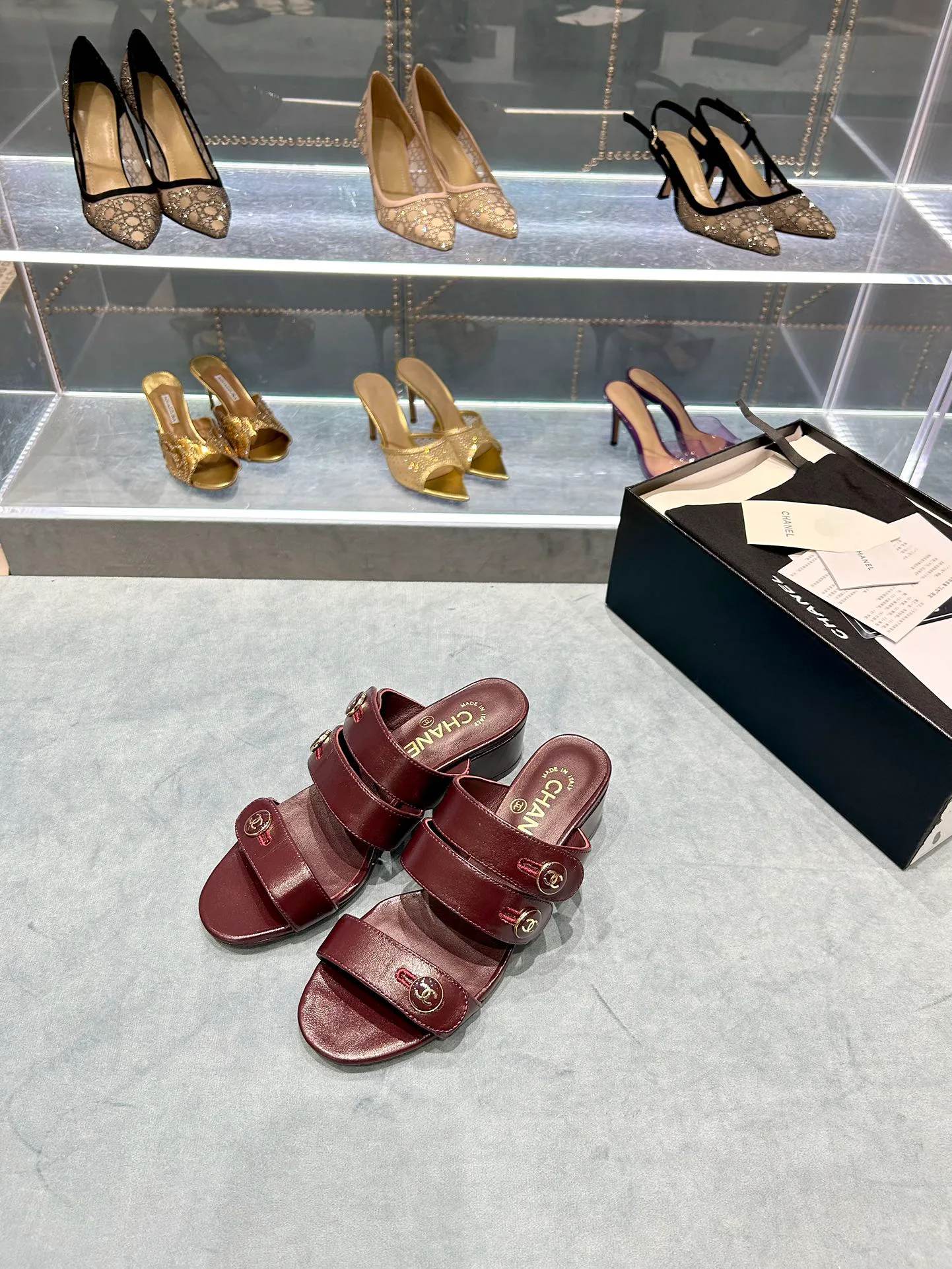 Босоножки Женские Chanel 10245361