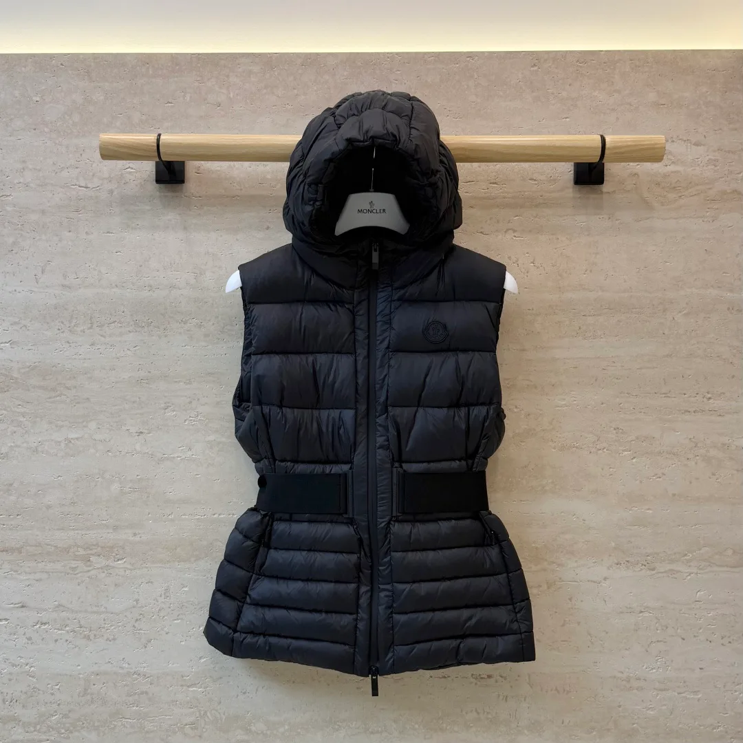Жилеты Женские Moncler 18629930