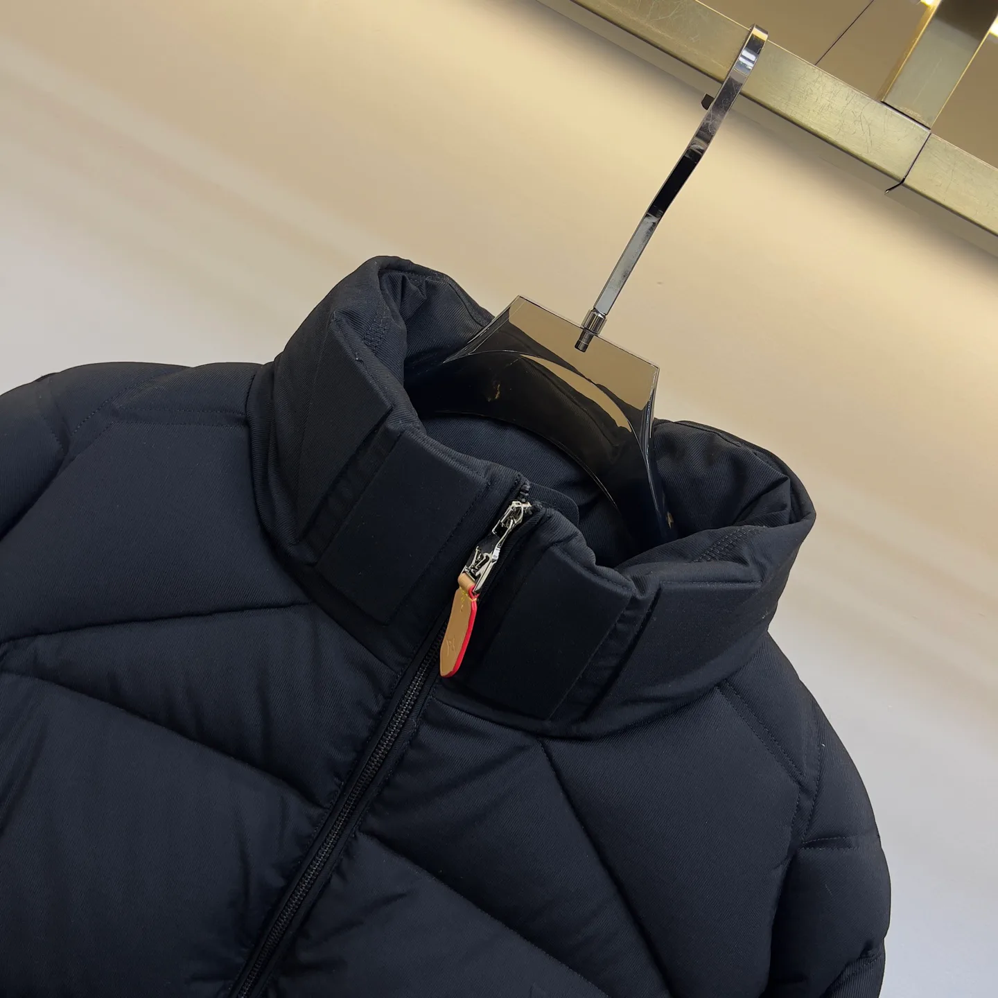 Куртки И Пуховики Женские Louis Vuitton 844135