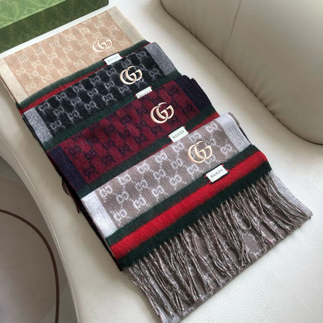 Шарфы Gucci 8860