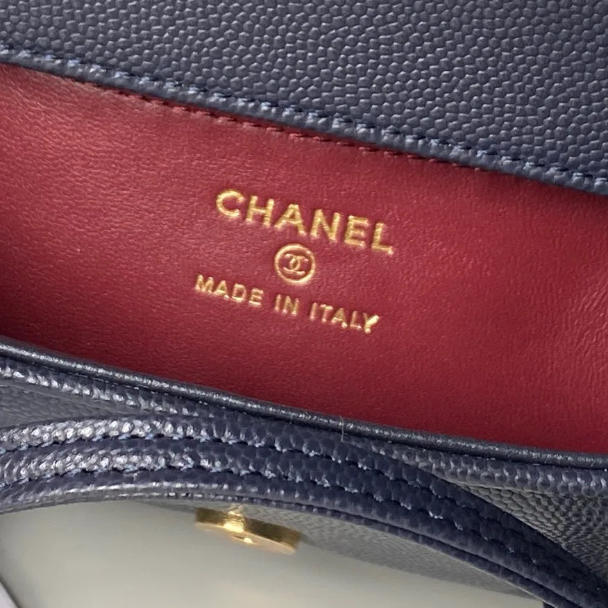 Классические Сумки Женские Chanel 18207691
