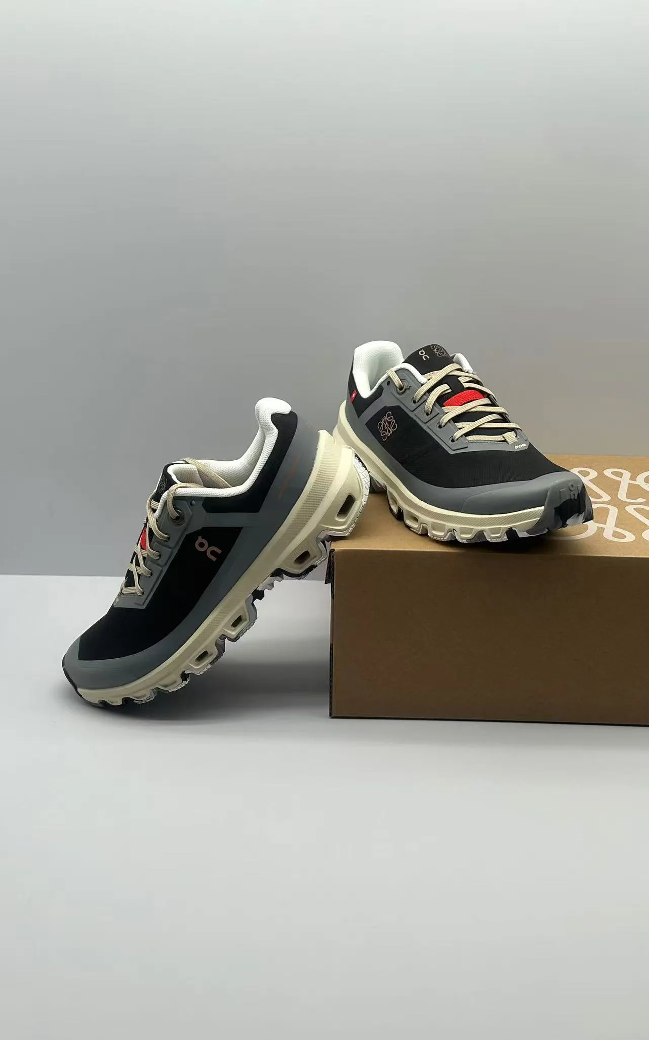 Кроссовки Женские Loewe 13193873