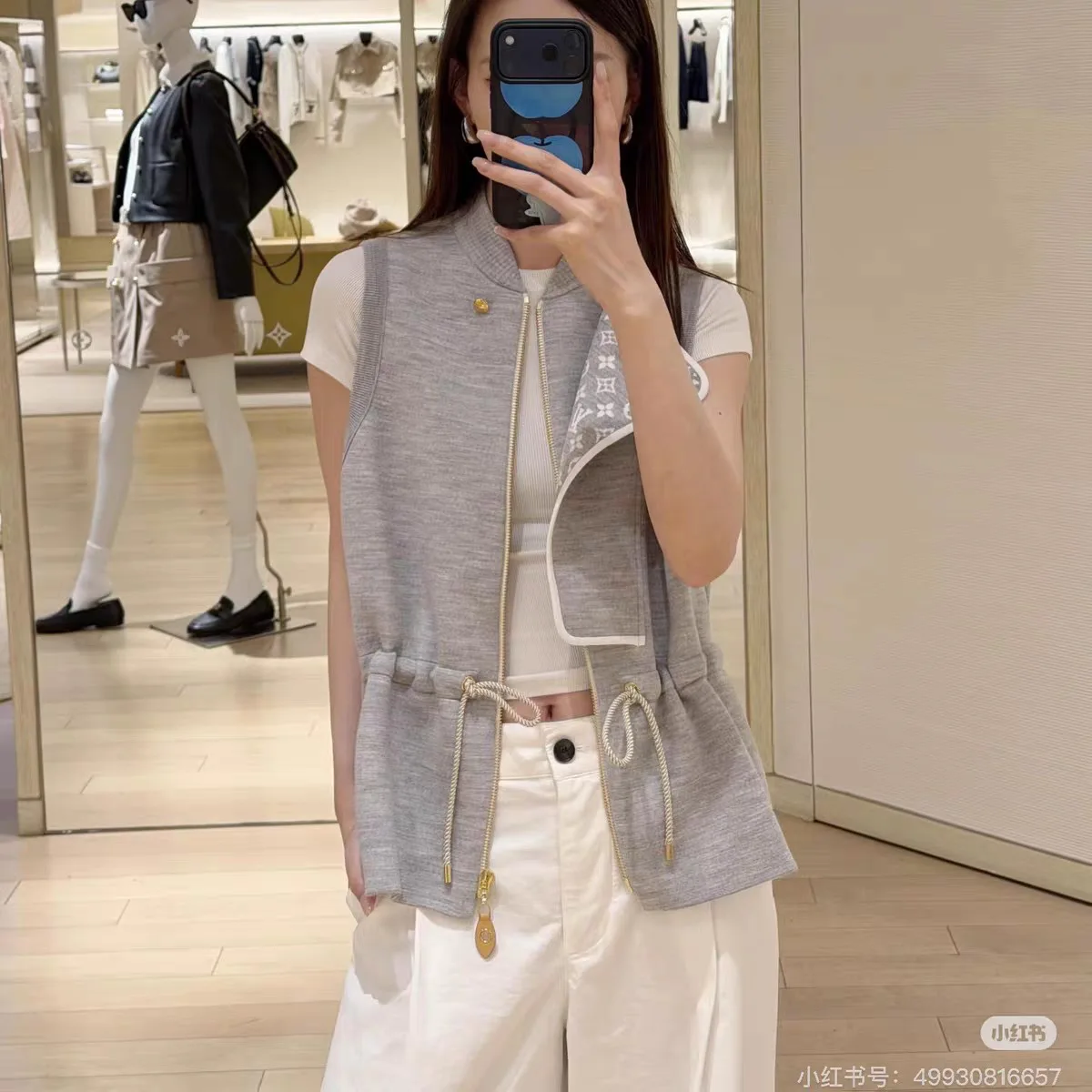 Жилеты Женские Louis Vuitton 18184370