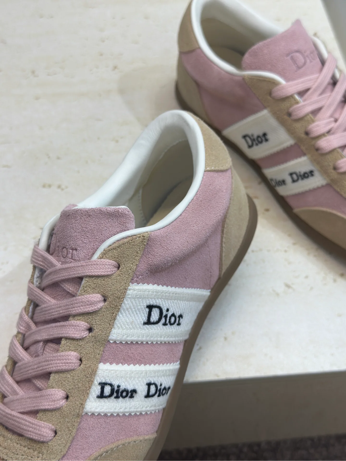 Кроссовки Женские Christian Dior 17612354