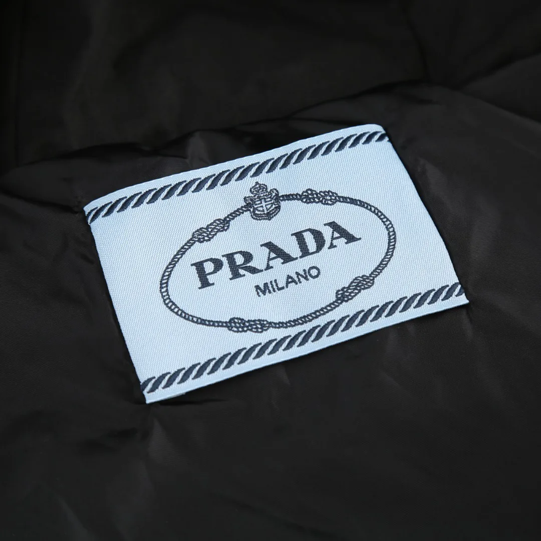 Куртки И Пуховики Женские Prada 17907686