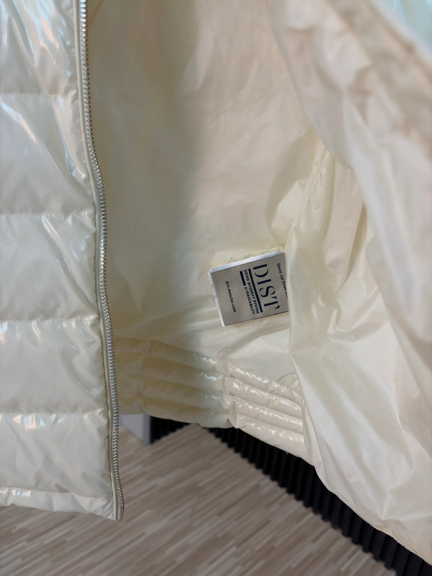 Куртки И Пуховики Мужские Moncler 17908027