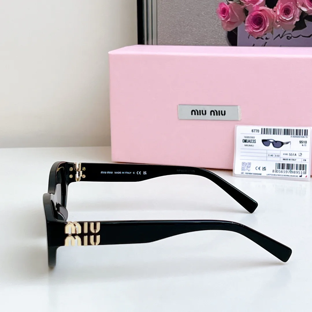 Очки Miu Miu 49995