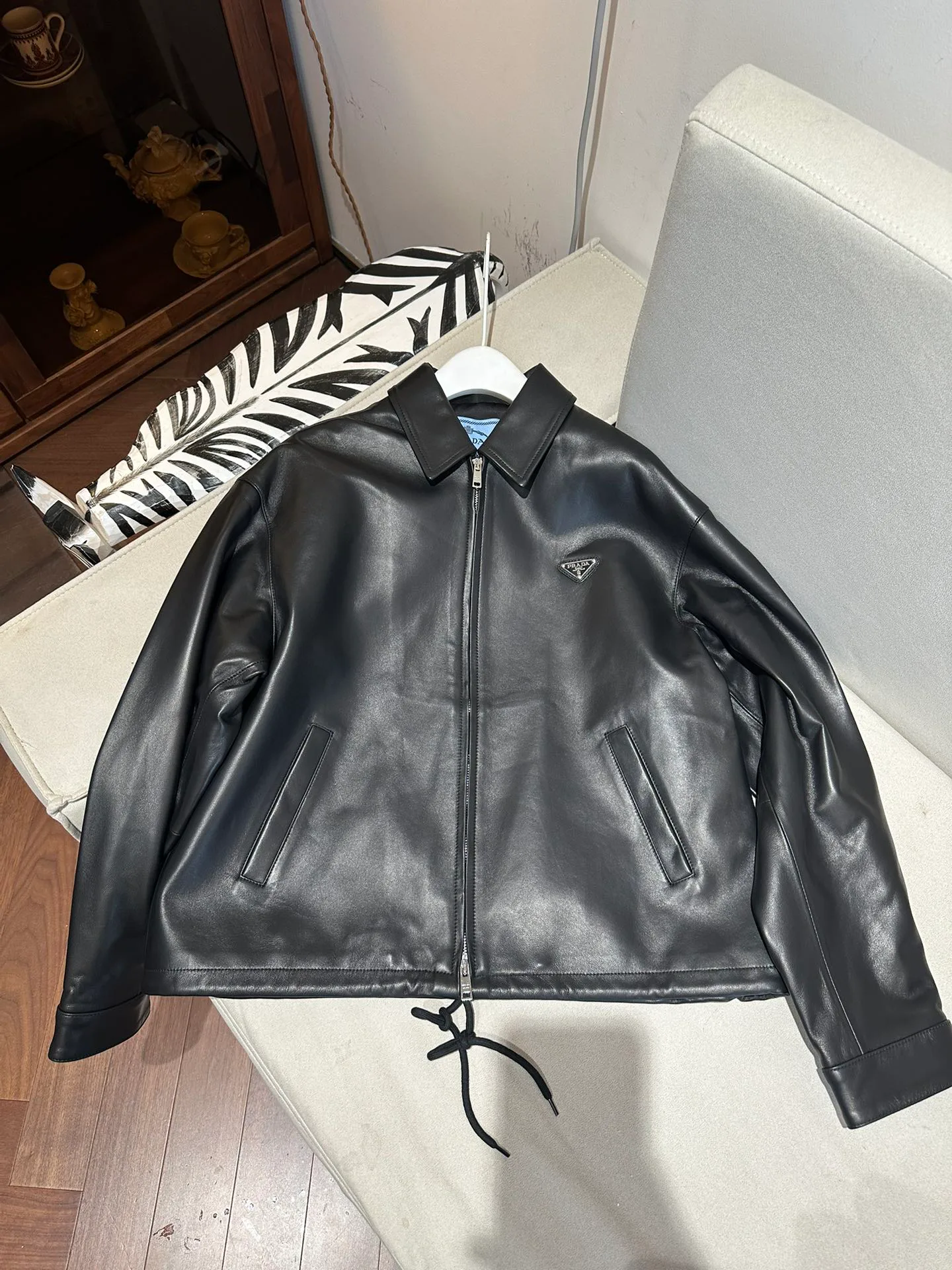 Кожаные Куртки И Дублёнки Женские Prada 4749804