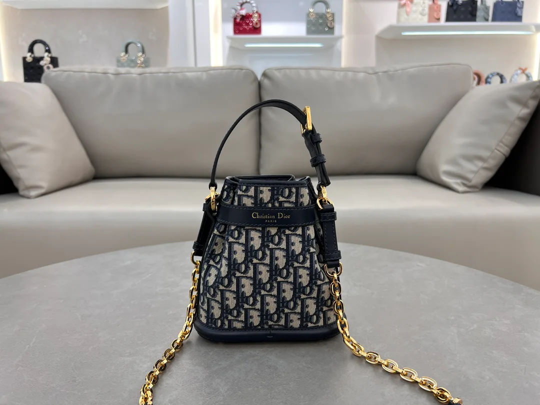 Сумки На Ремне Женские Christian Dior 293085