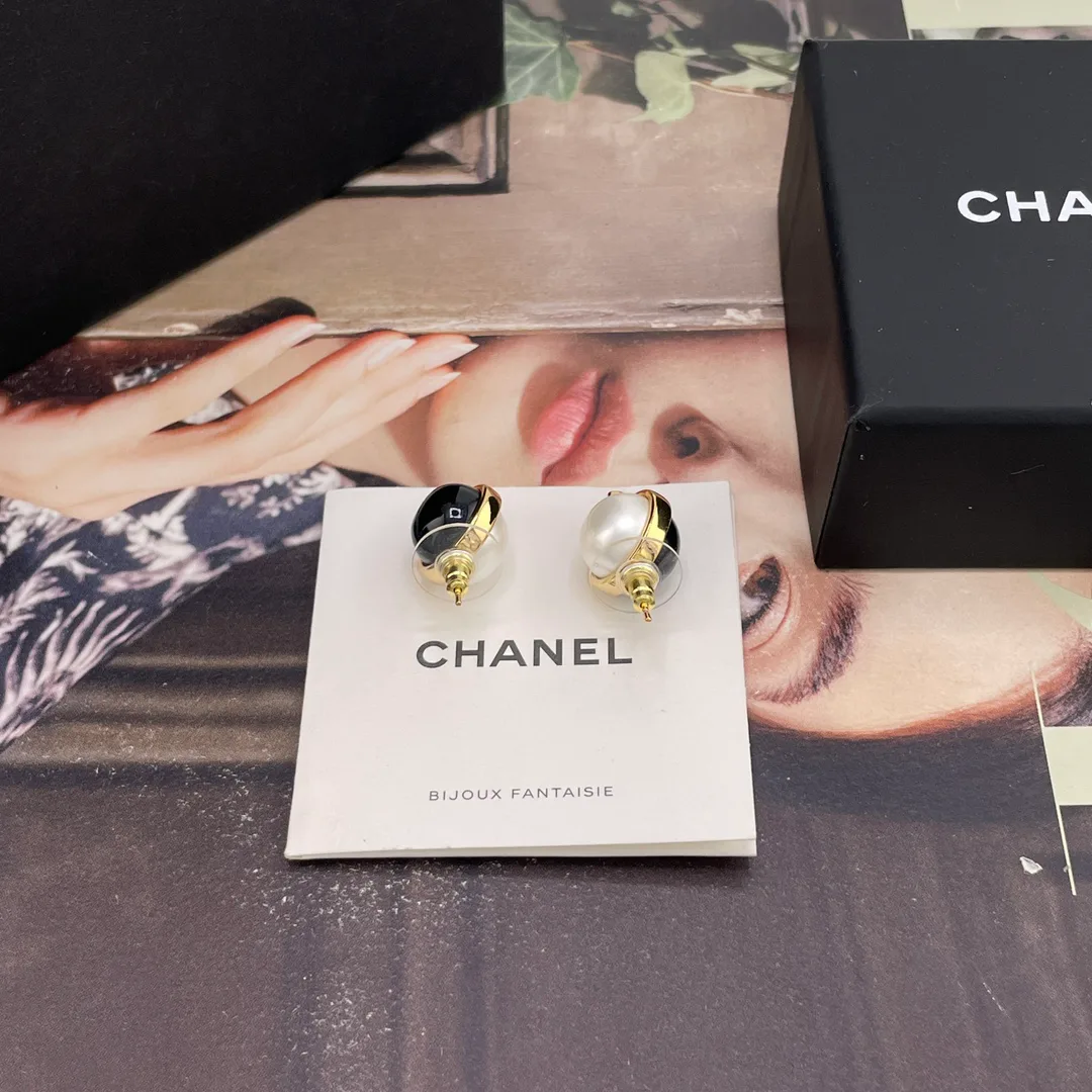 Бижутерия Chanel 11104697