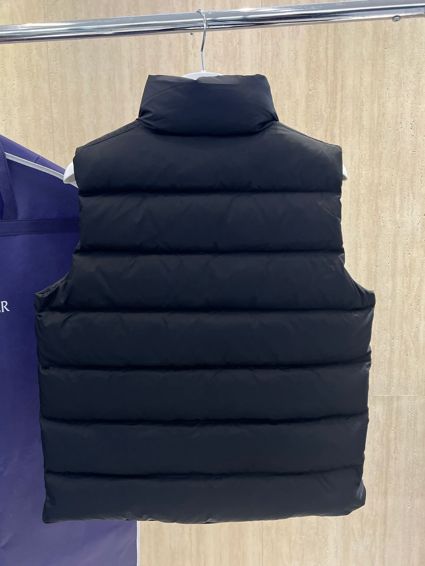 Жилеты Женские Moncler 18723376