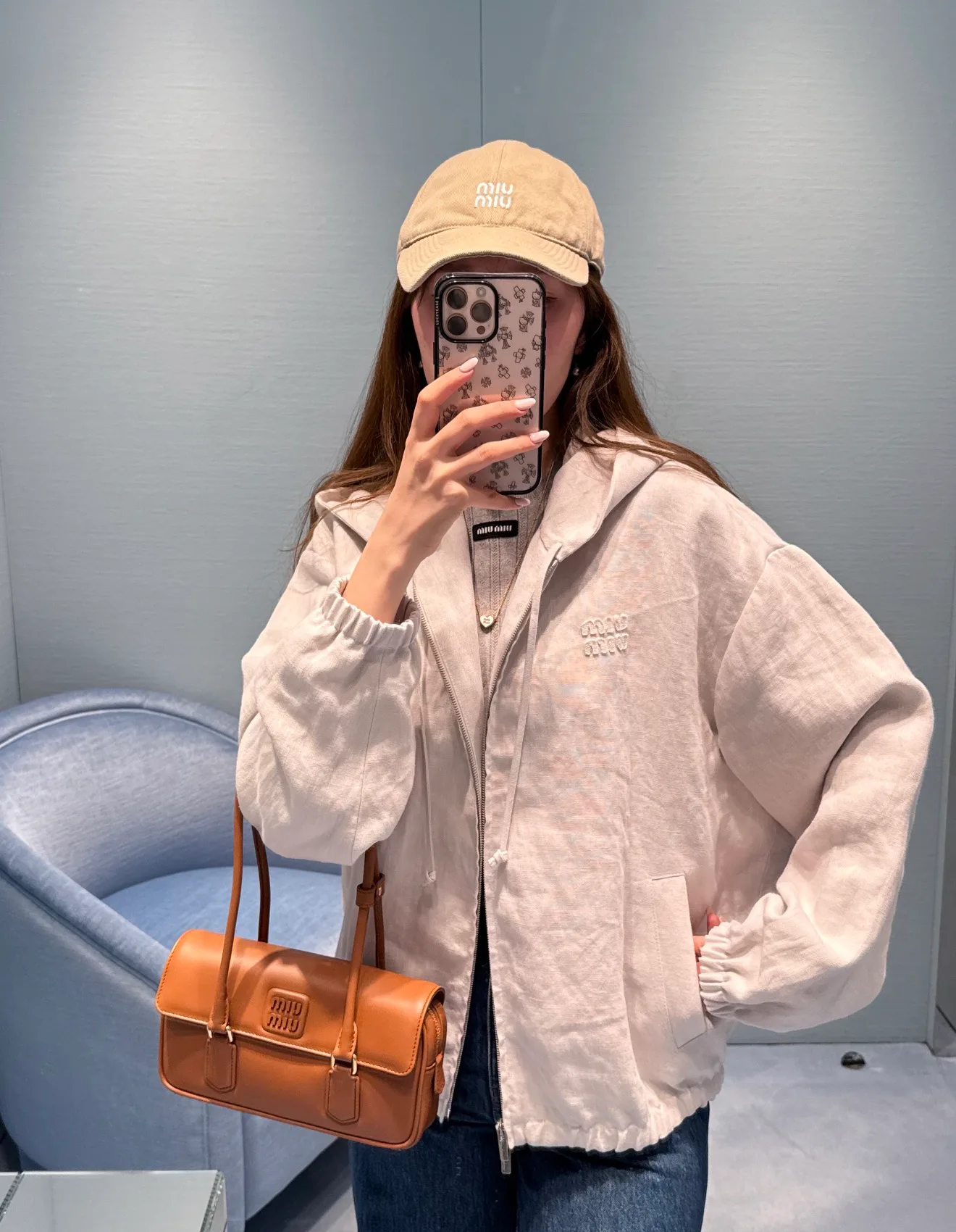 Куртки И Пуховики Женские Miu Miu 18113728