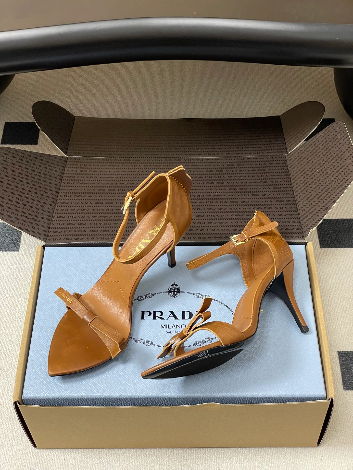 Босоножки Женские Prada 1876929