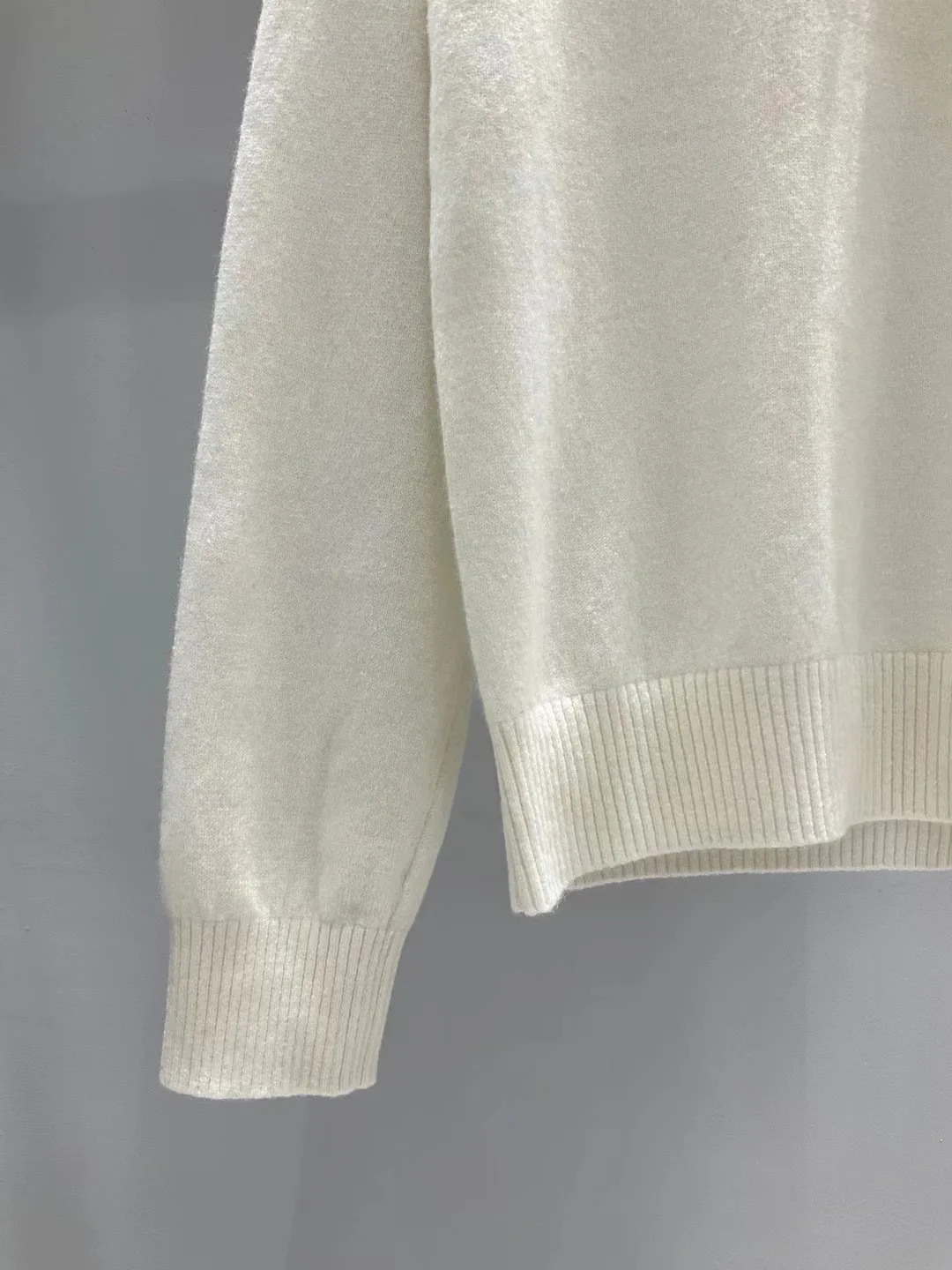 Джемперы И Свитеры Женские Miu Miu 18823685