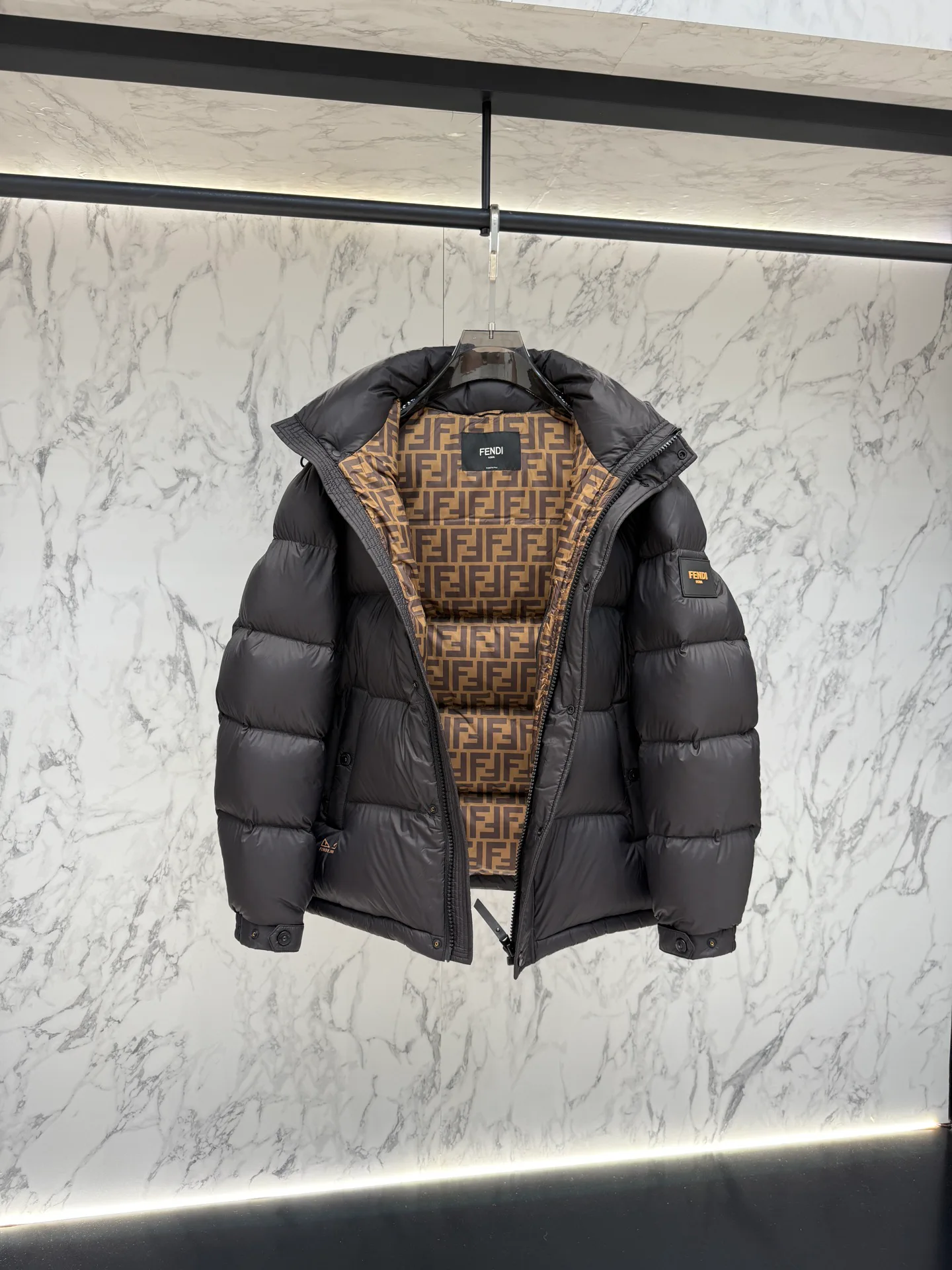 Куртки И Пуховики Мужские Fendi 5380382