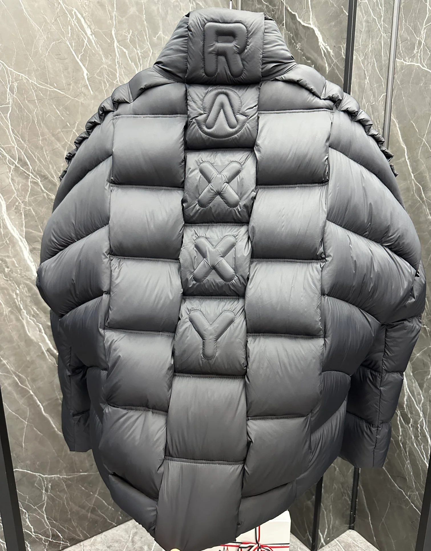 Куртки И Пуховики Женские Moncler 18130169