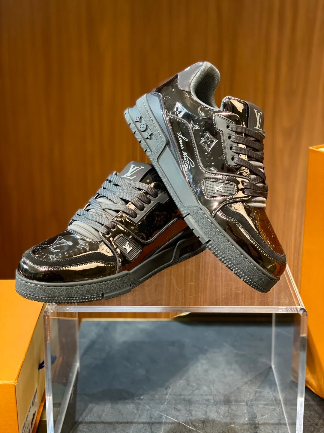 Кроссовки Мужские Louis Vuitton 848733