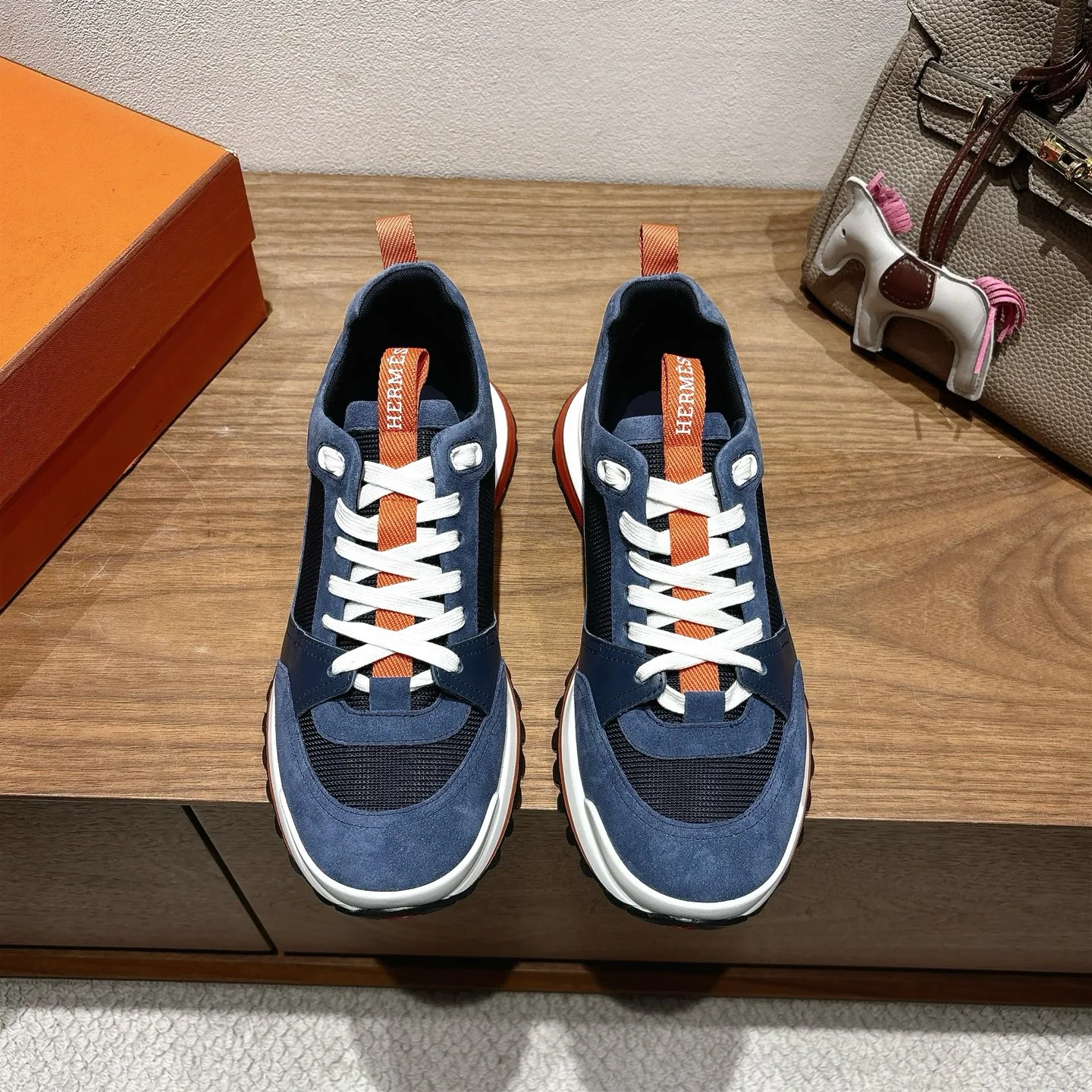 Кроссовки Женские Hermes 4956089