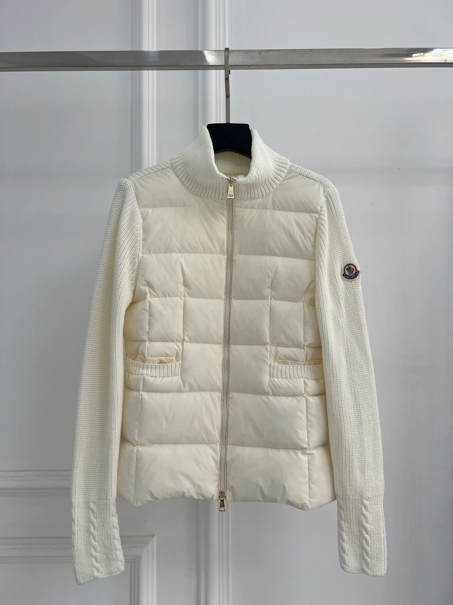 Куртки И Пуховики Женские Moncler 18416255