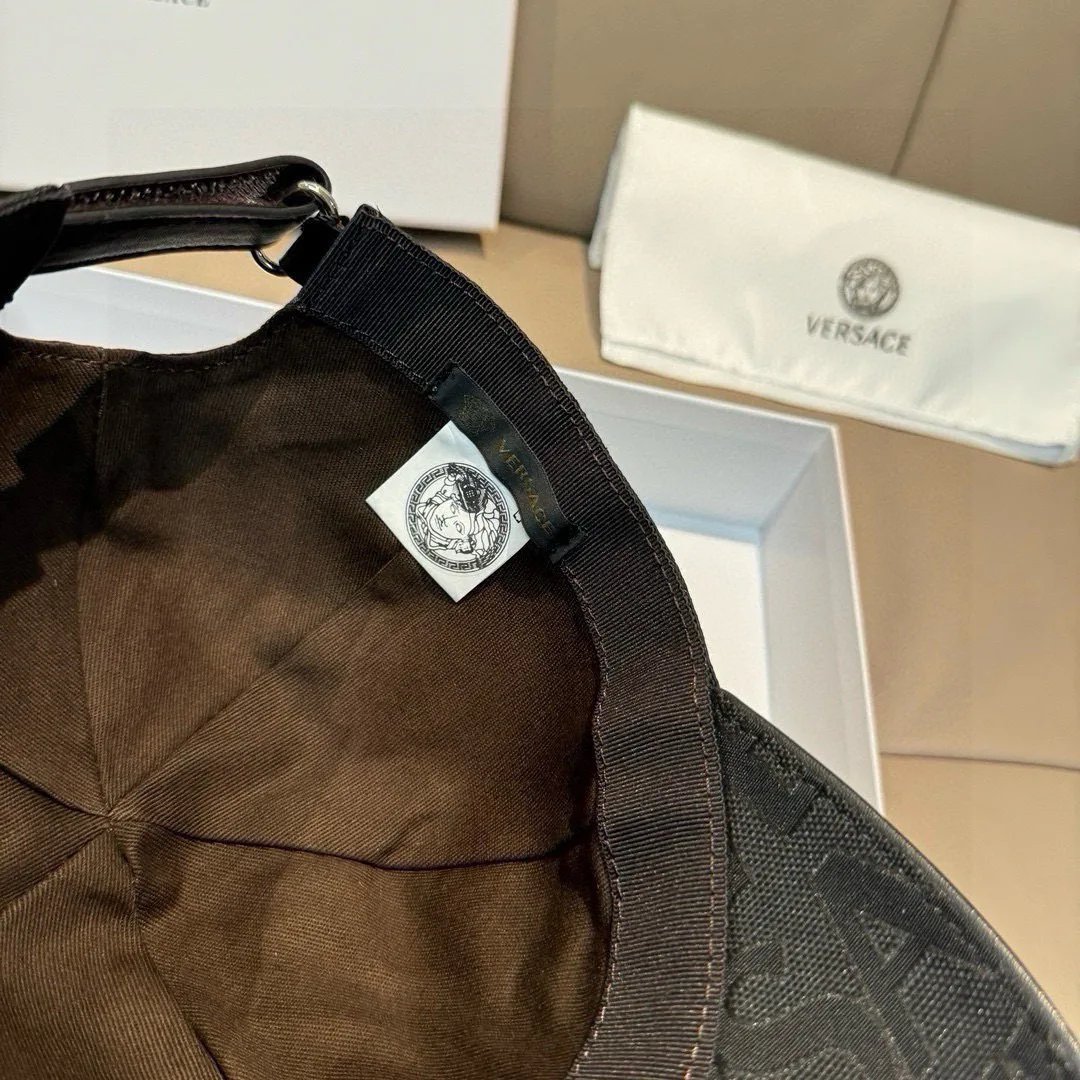 Головные Уборы Versace 11055578