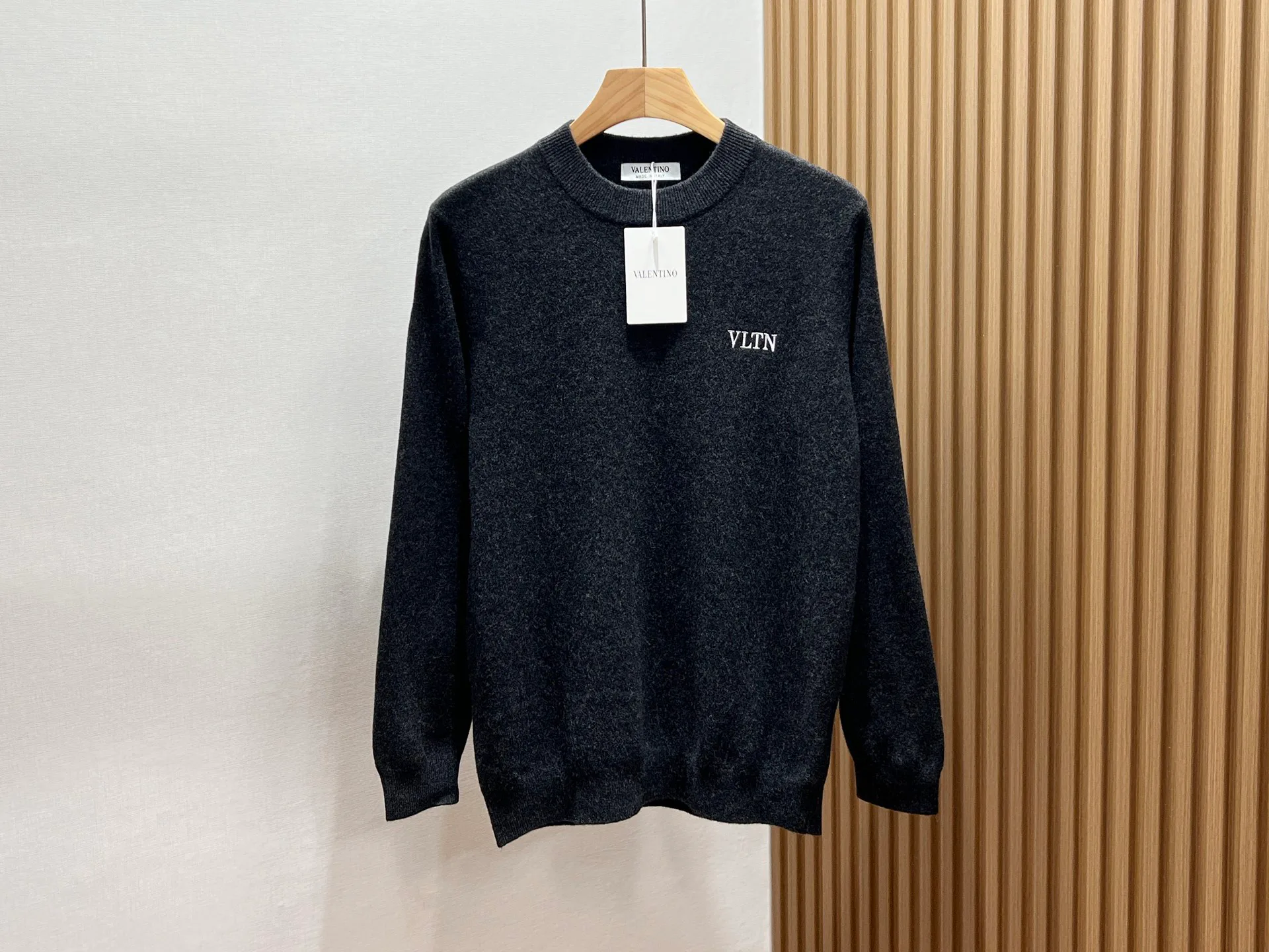 Джемперы И Свитеры Мужские Valentino 1058257