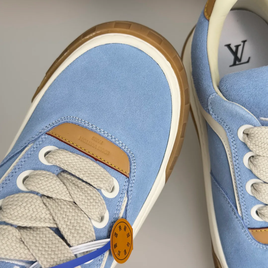 Кроссовки Мужские Louis Vuitton 18703786