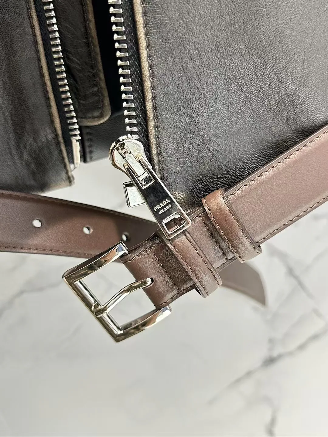 Кожаные Куртки И Дублёнки Женские Prada 13186430