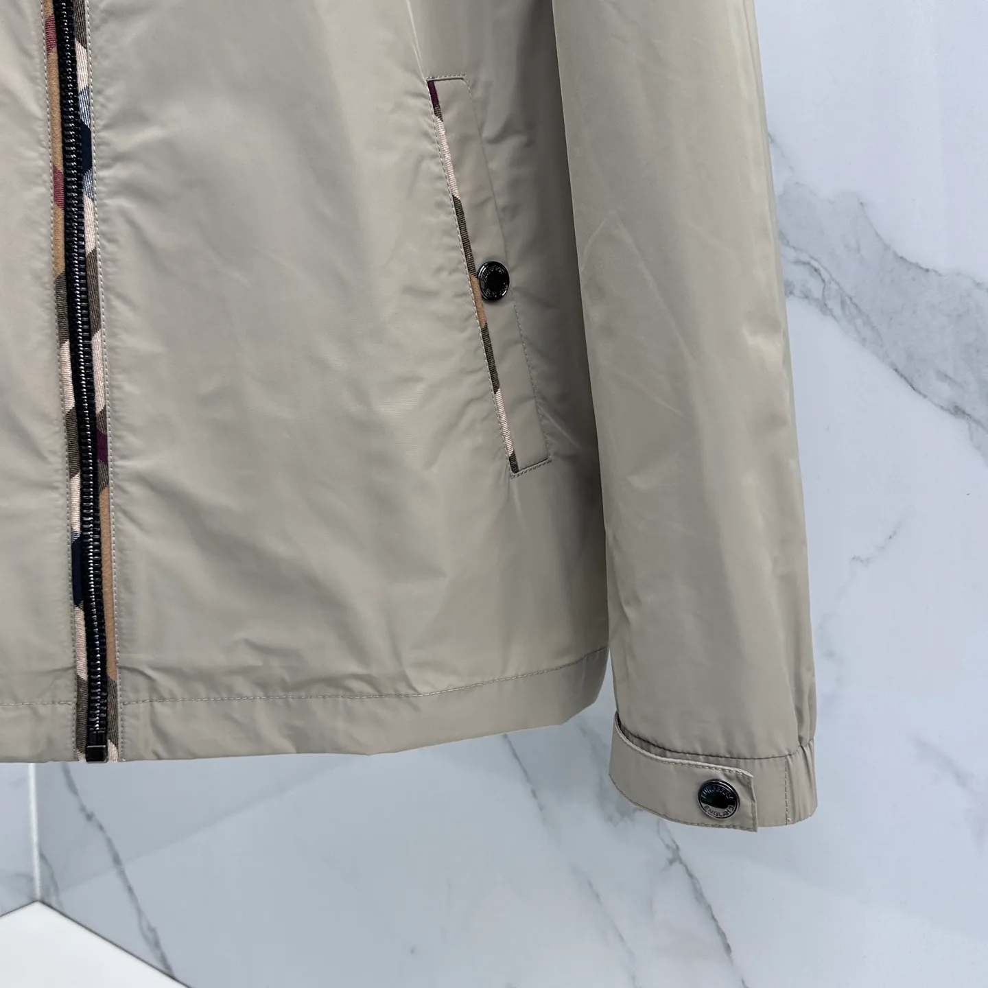 Куртки И Пуховики Мужские Burberry 18246771