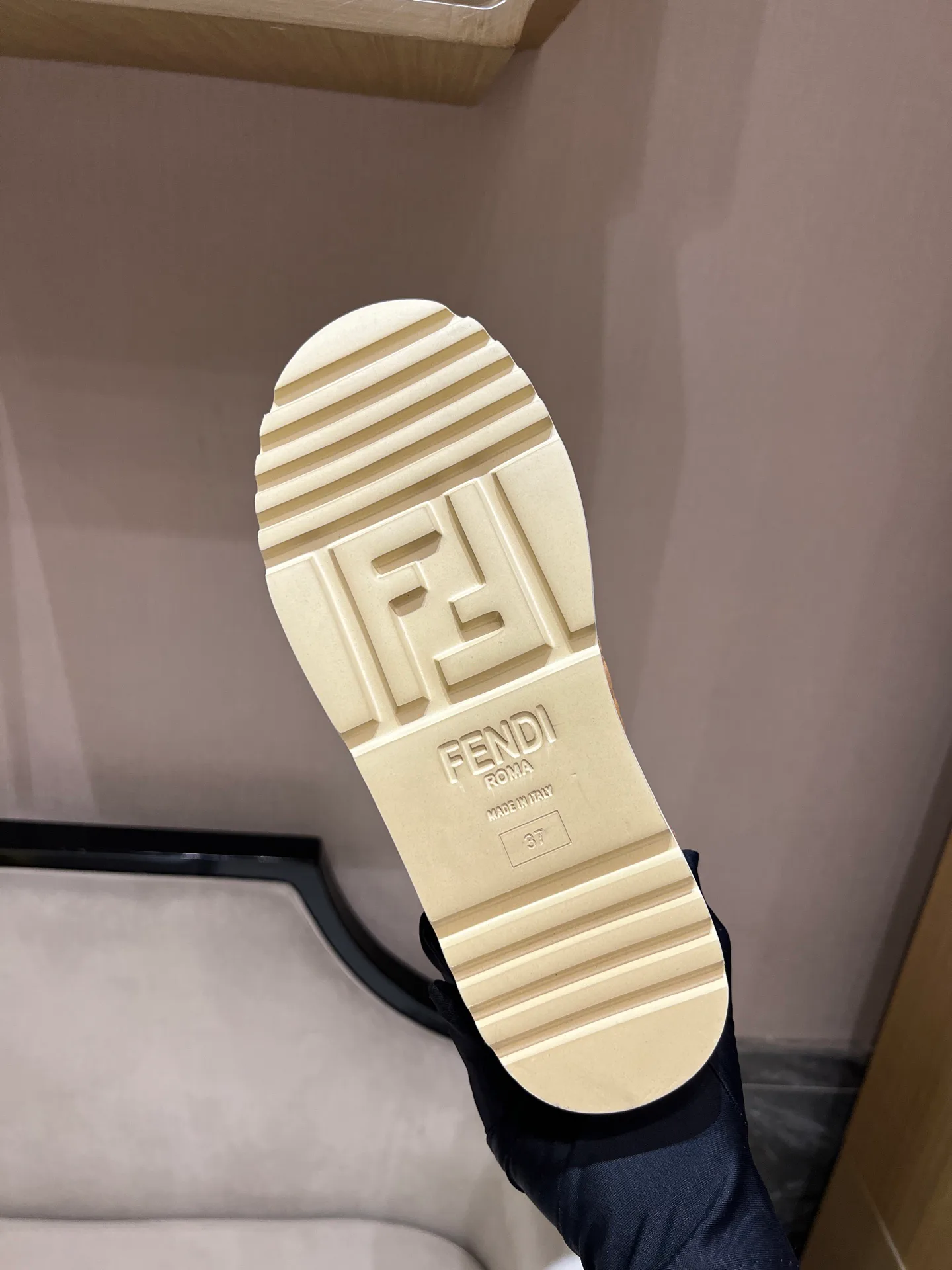 Угги Женские Fendi 253708