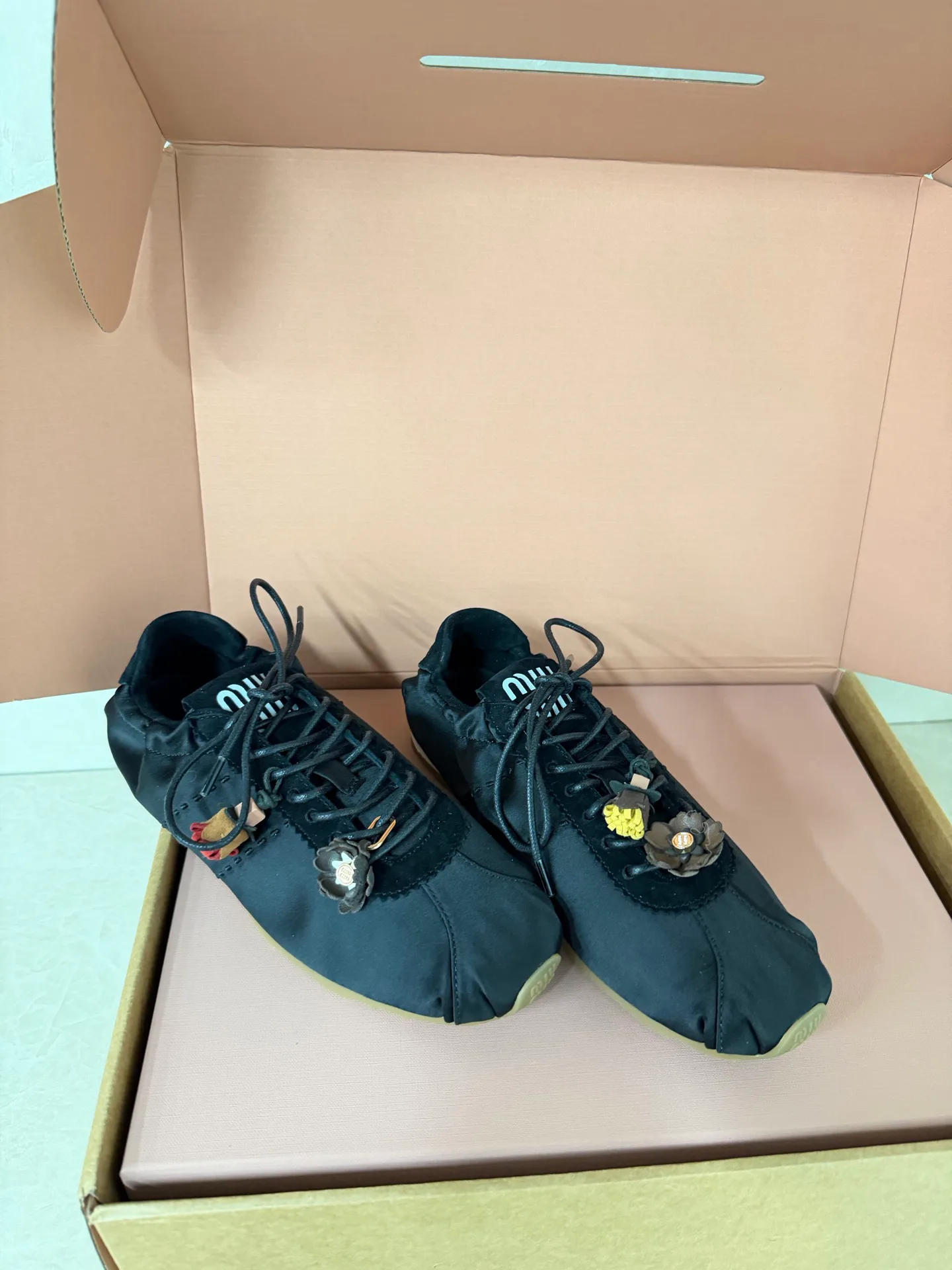 Кроссовки Женские Miu Miu 1052866