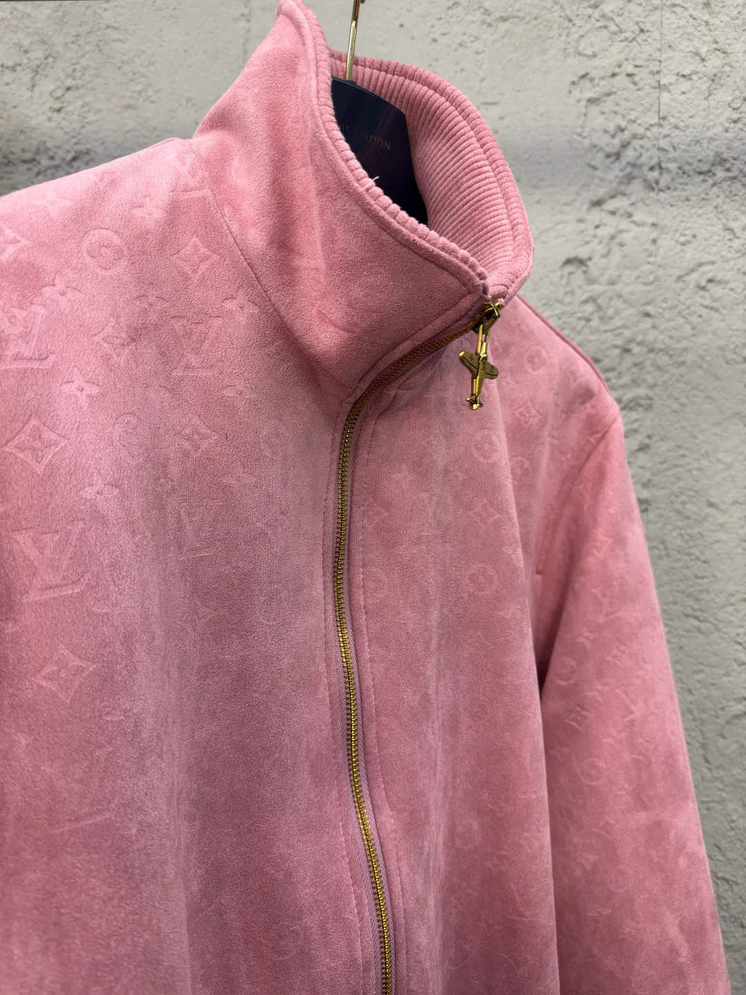 Куртки И Пуховики Женские Louis Vuitton 31482