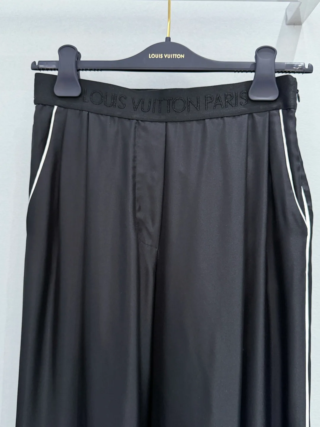 Брюки Женские Louis Vuitton 11251993