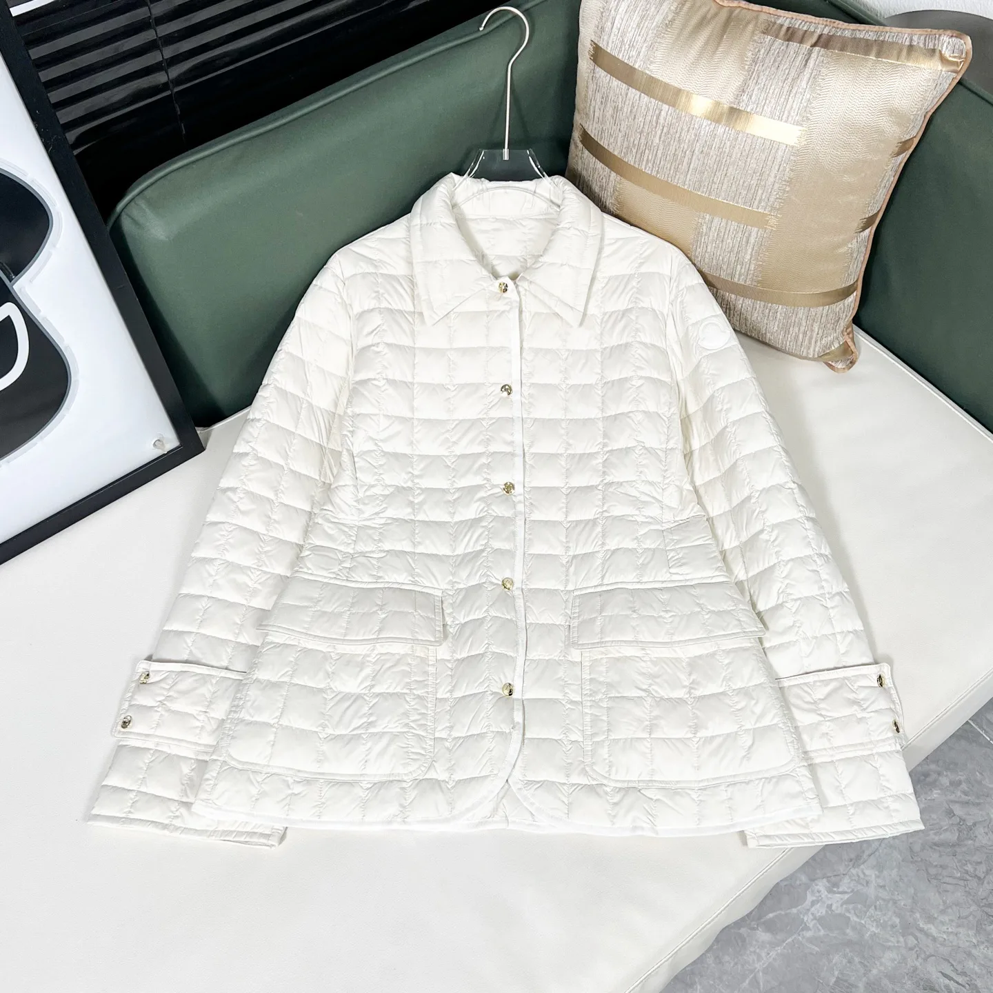Куртки И Пуховики Женские Moncler 19116423