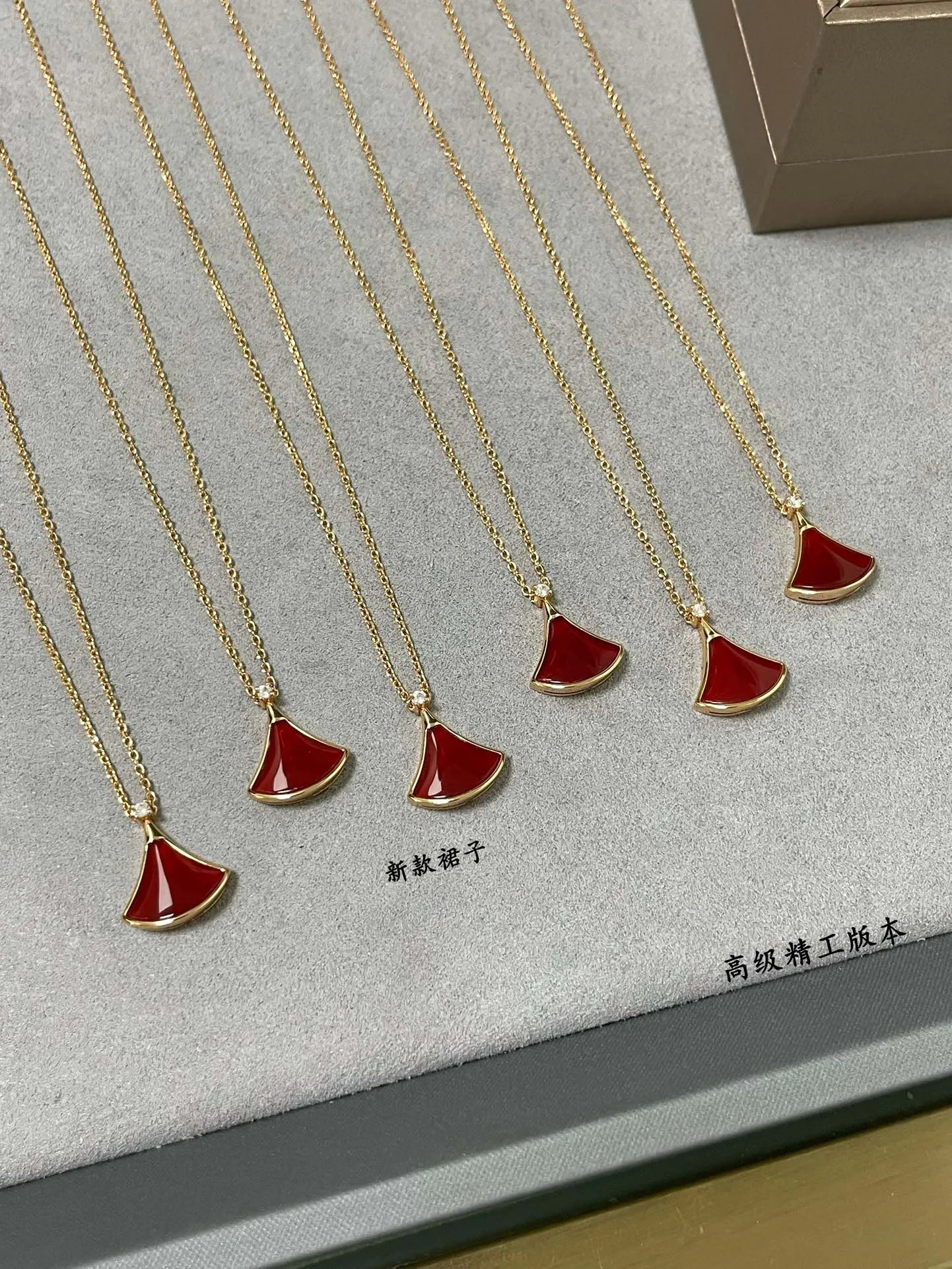 Бижутерия Bvlgari 17235578