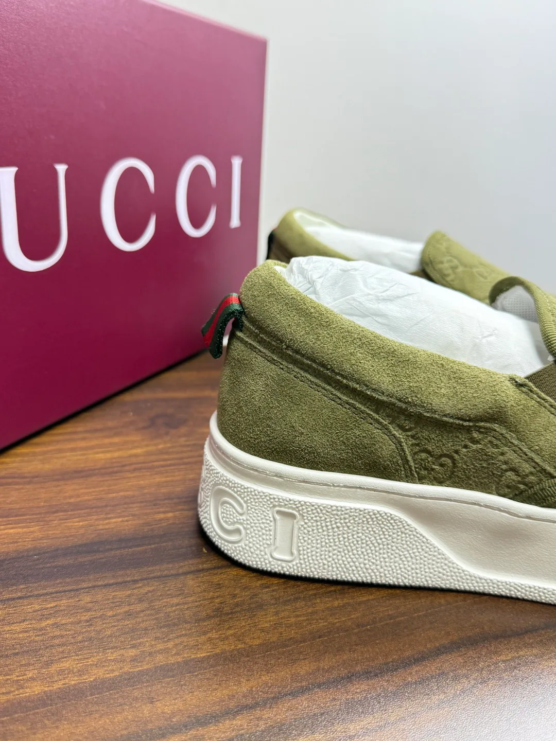 Кроссовки Мужские Gucci 20143302