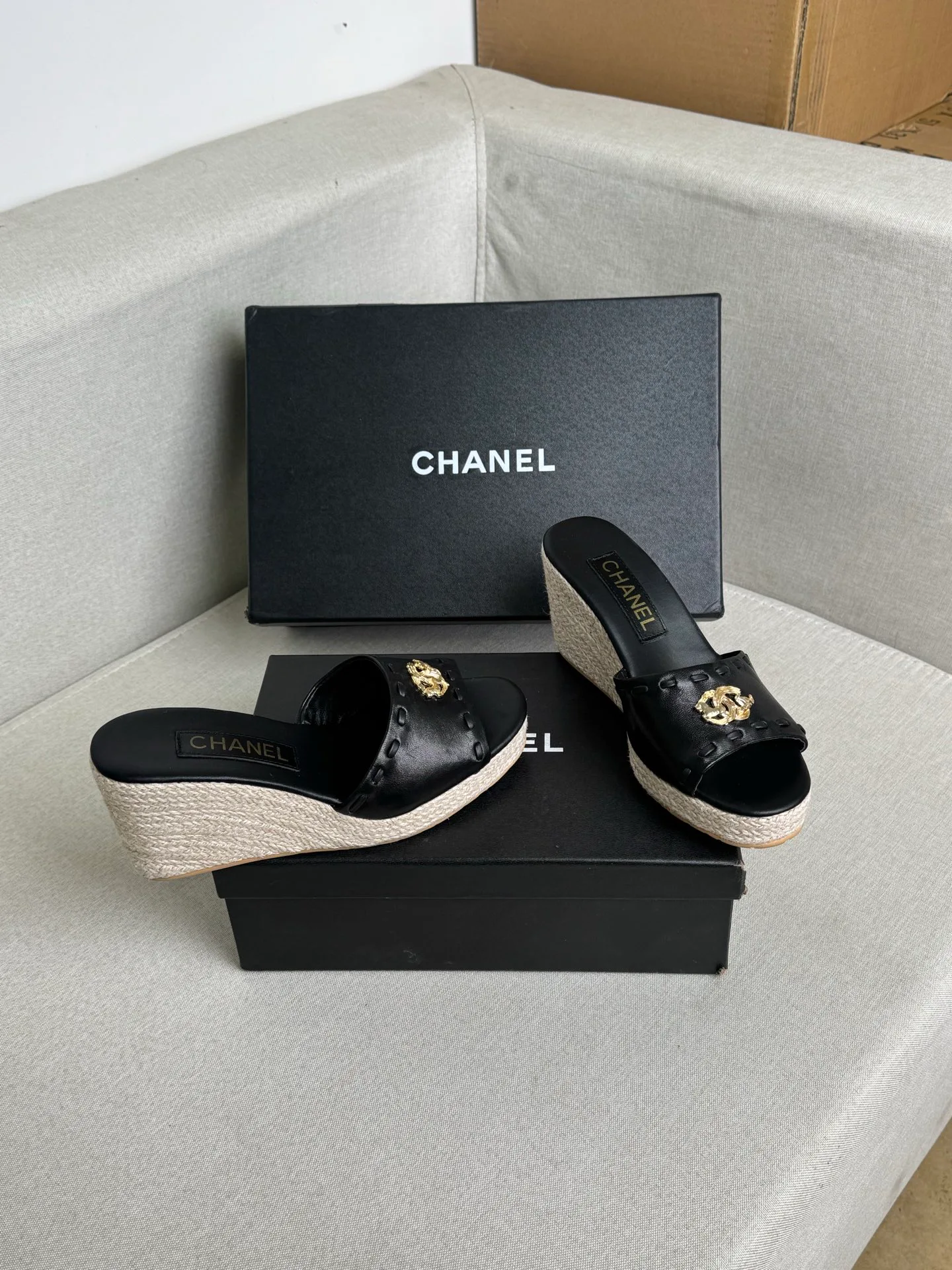 Сандалии Женские Chanel 13181144