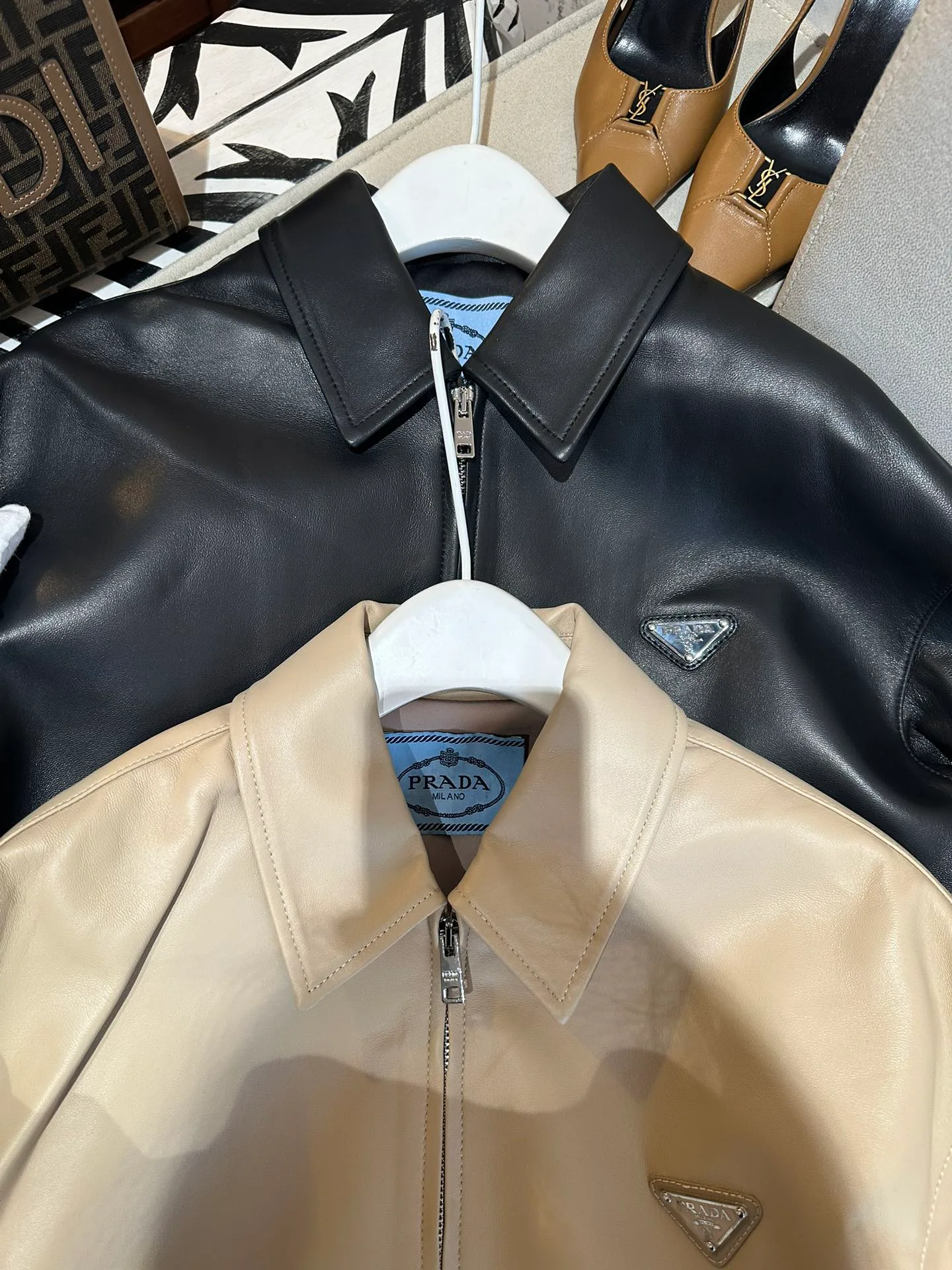 Кожаные Куртки И Дублёнки Женские Prada 4749804