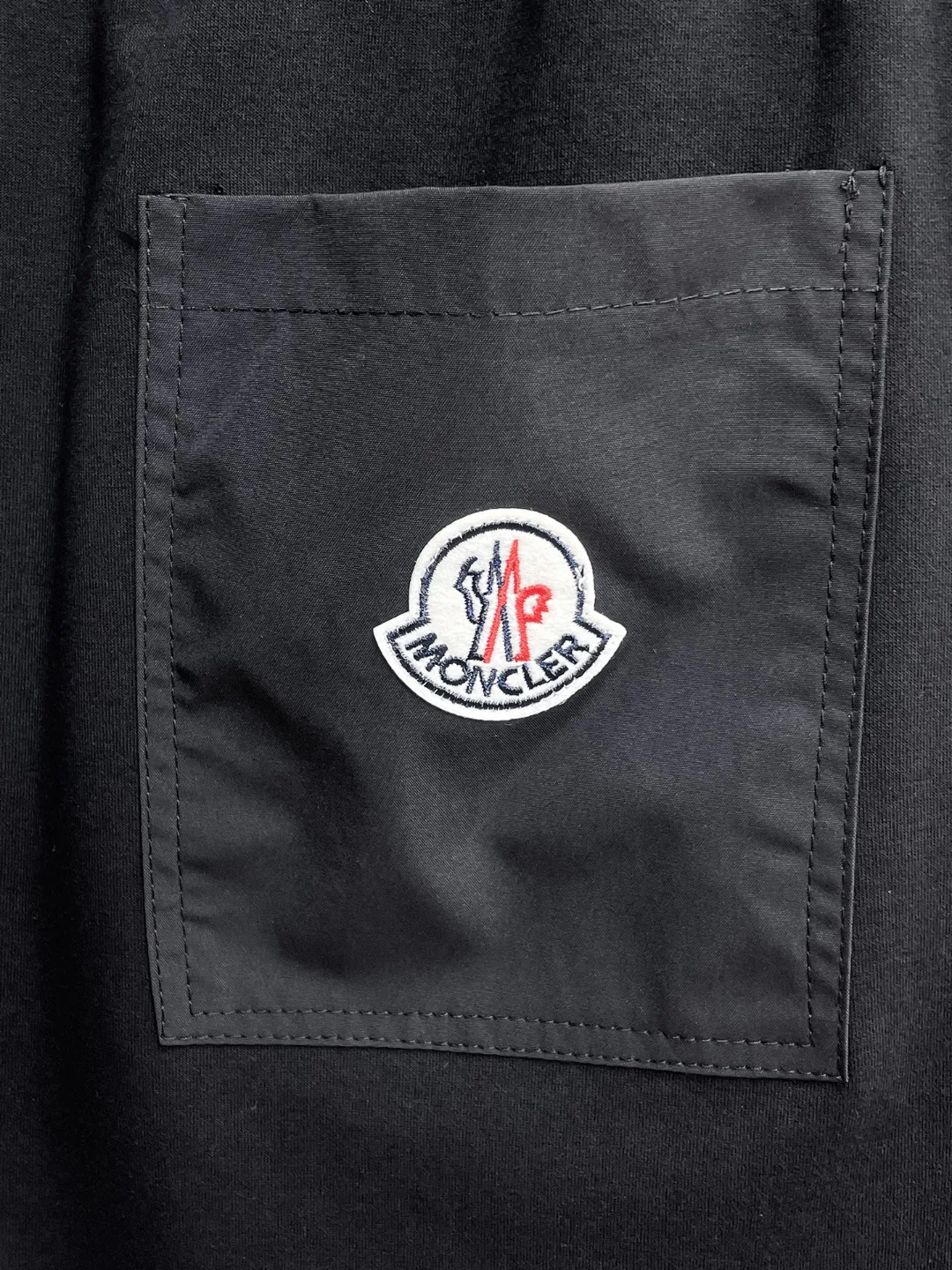 Шорты Мужские Moncler 13439619