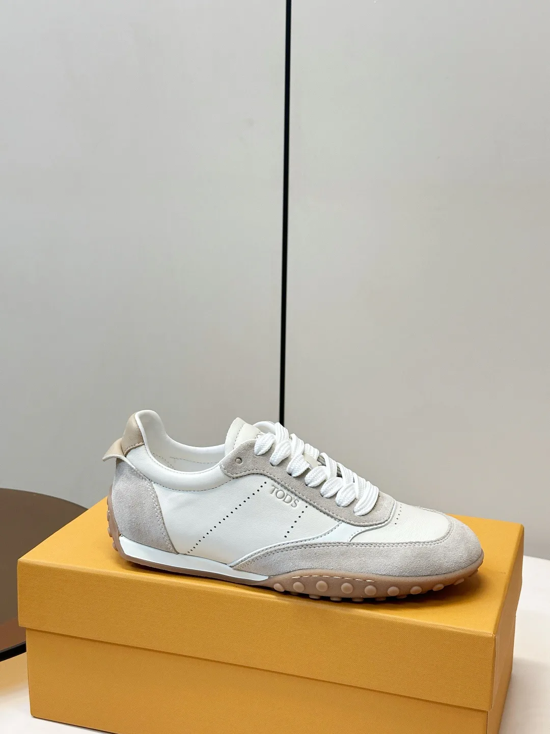 Кроссовки Женские Tod's 18895040