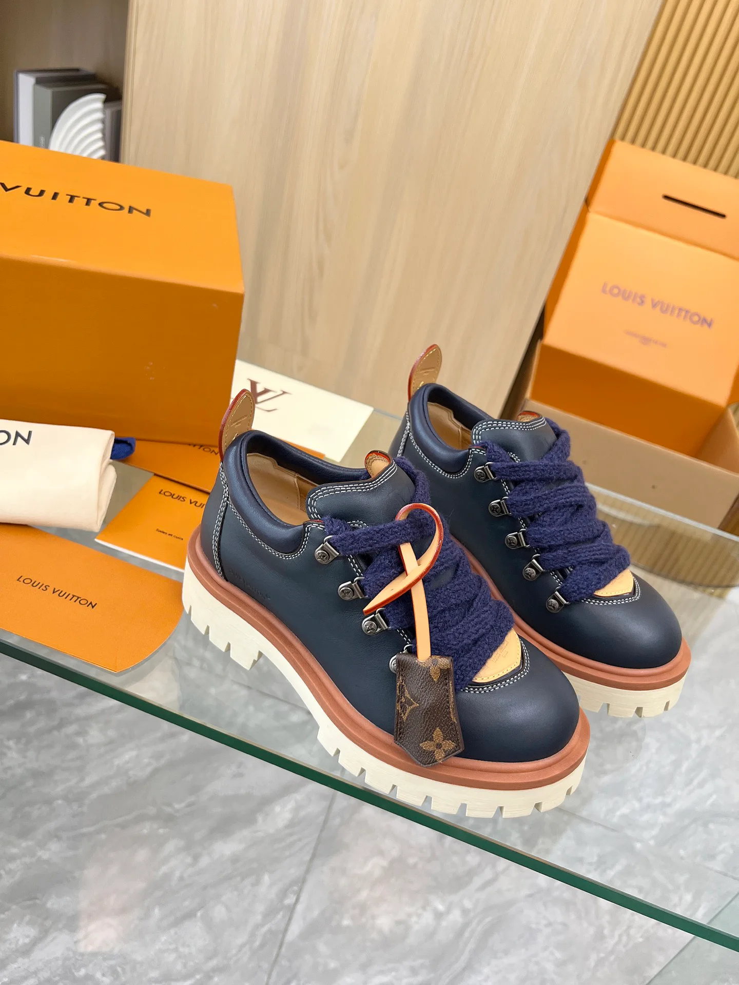 Ботинки Женские Louis Vuitton 1927462