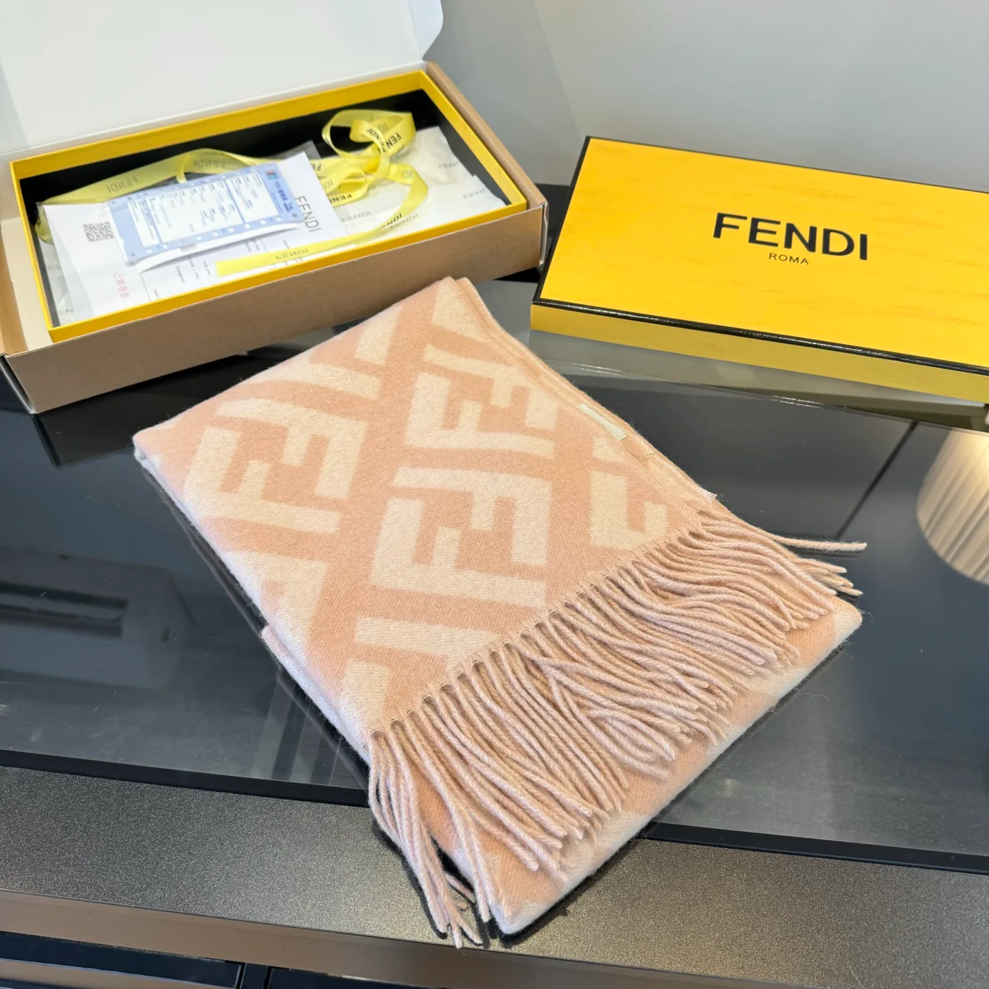Шарфы Fendi 412336