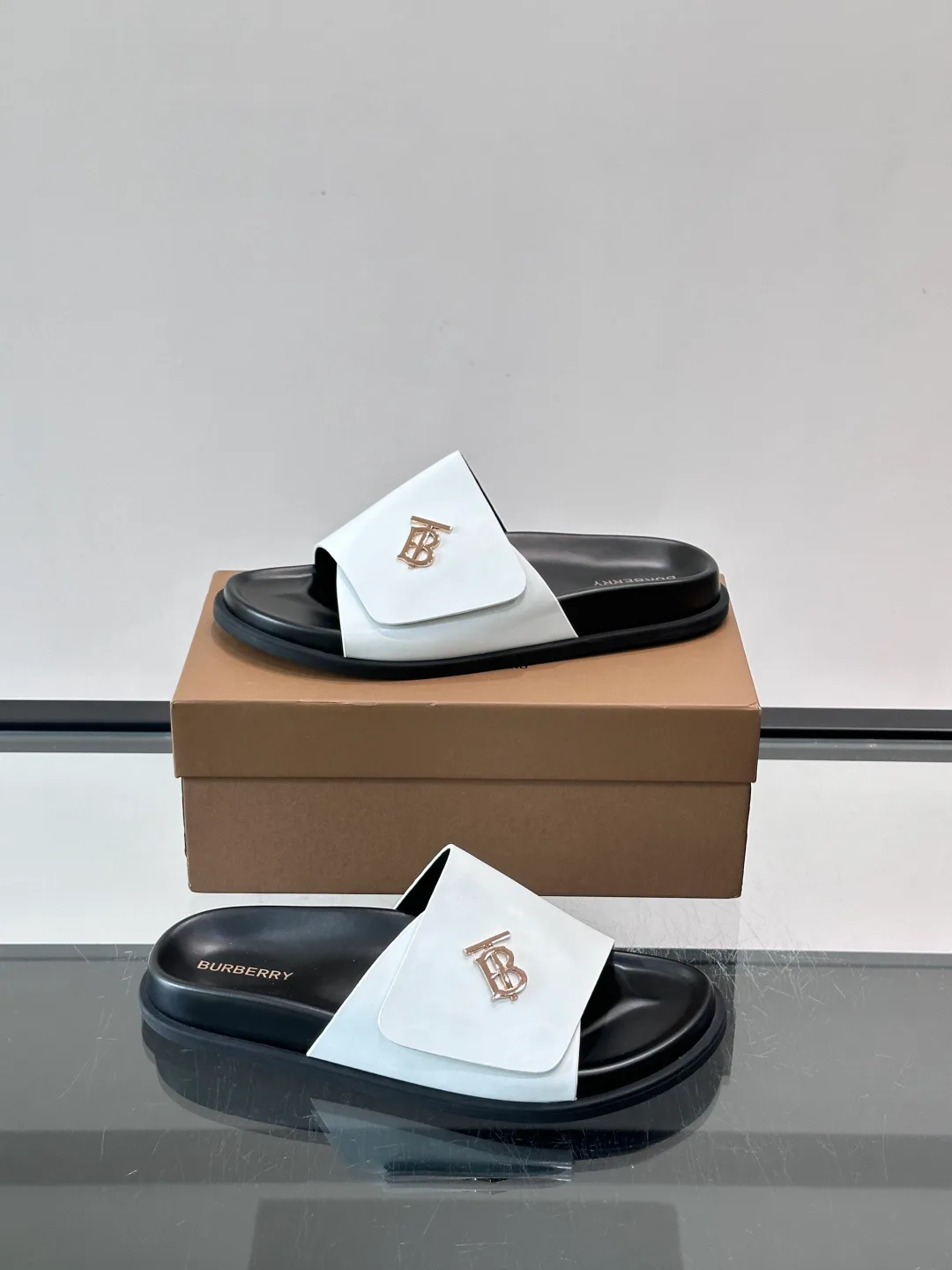 Сандалии Мужские Burberry 13480030