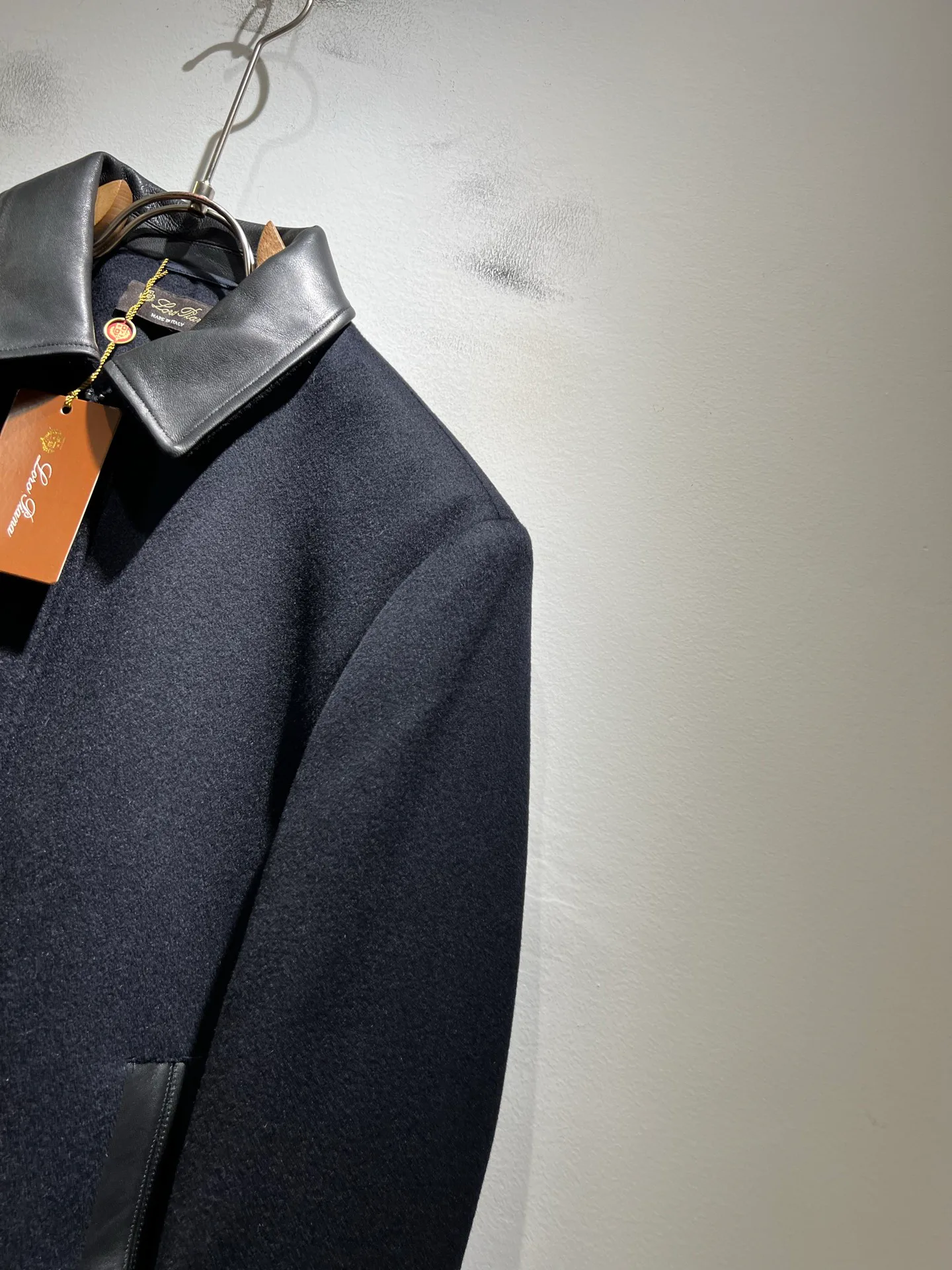 Кожаные Куртки И Дублёнки Мужские Loro Piana 927691