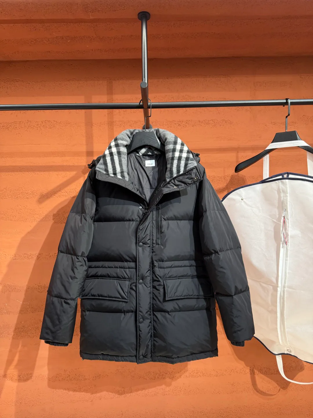 Куртки И Пуховики Женские Burberry 18911113
