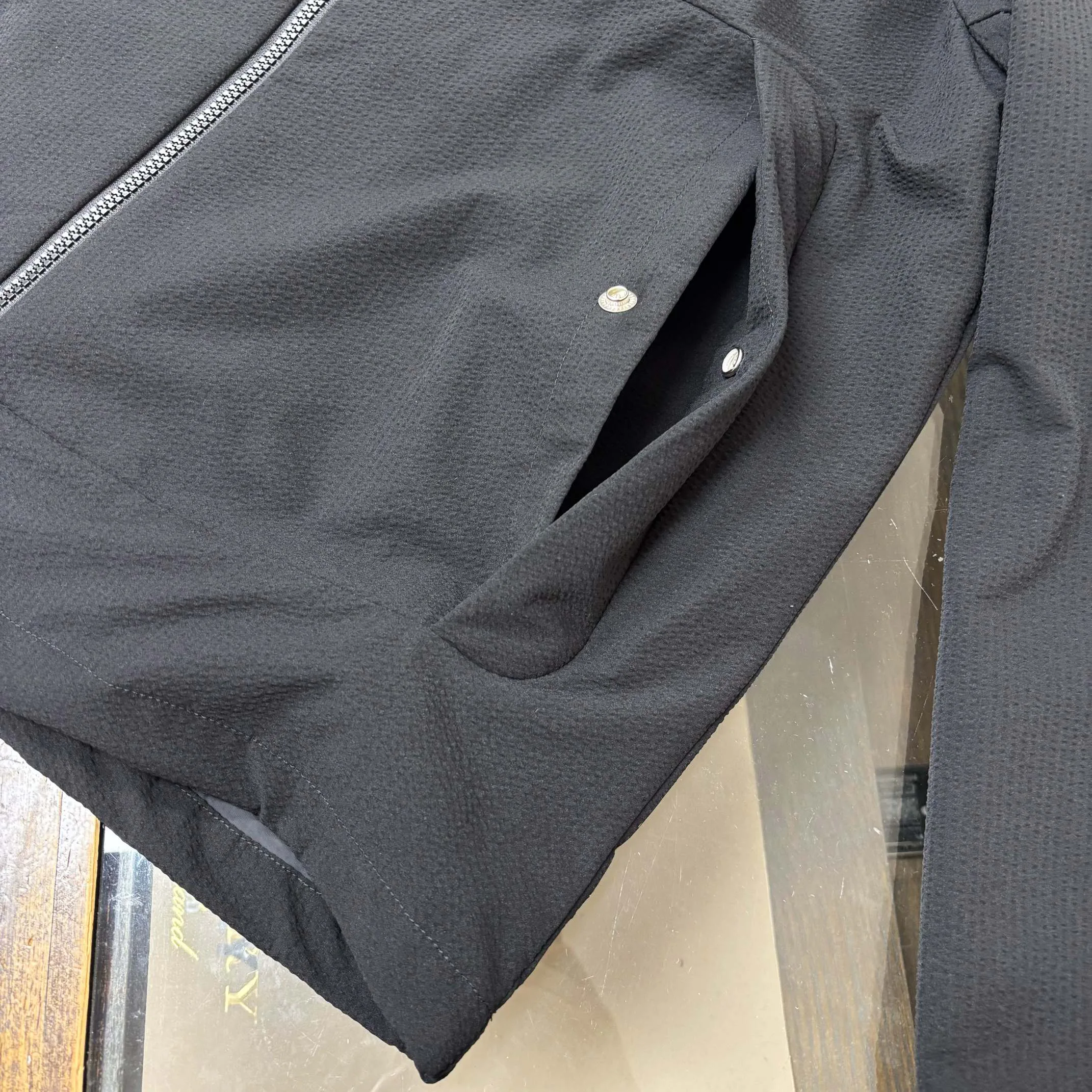 Куртки И Пуховики Мужские Moncler 9620352