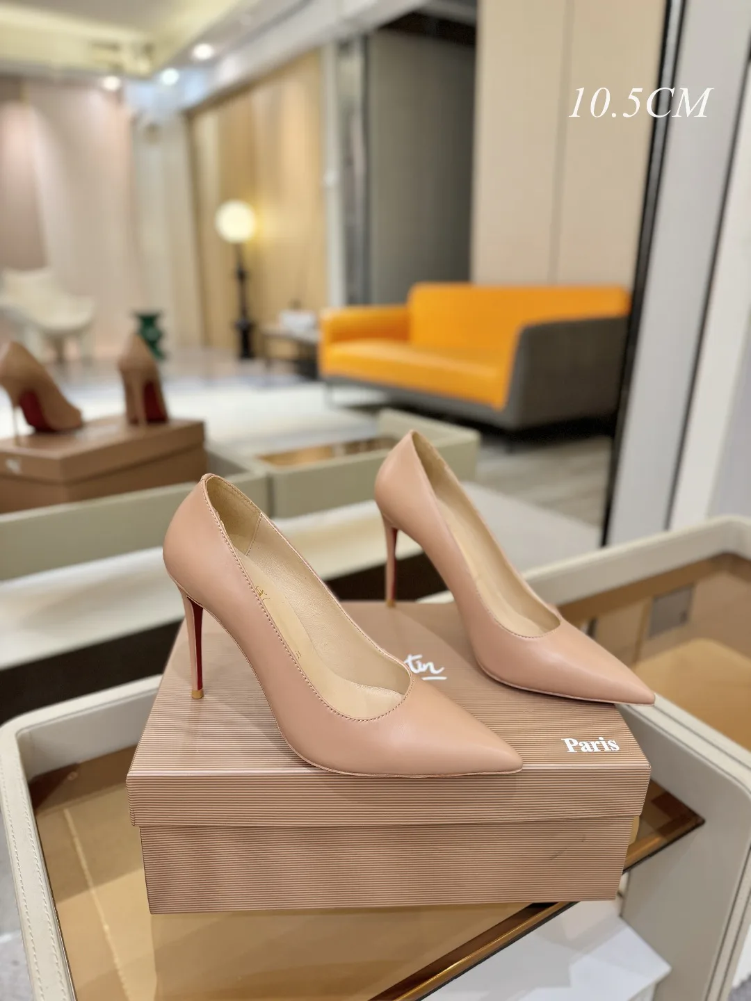 Туфли Женские Christian Louboutin 11079881
