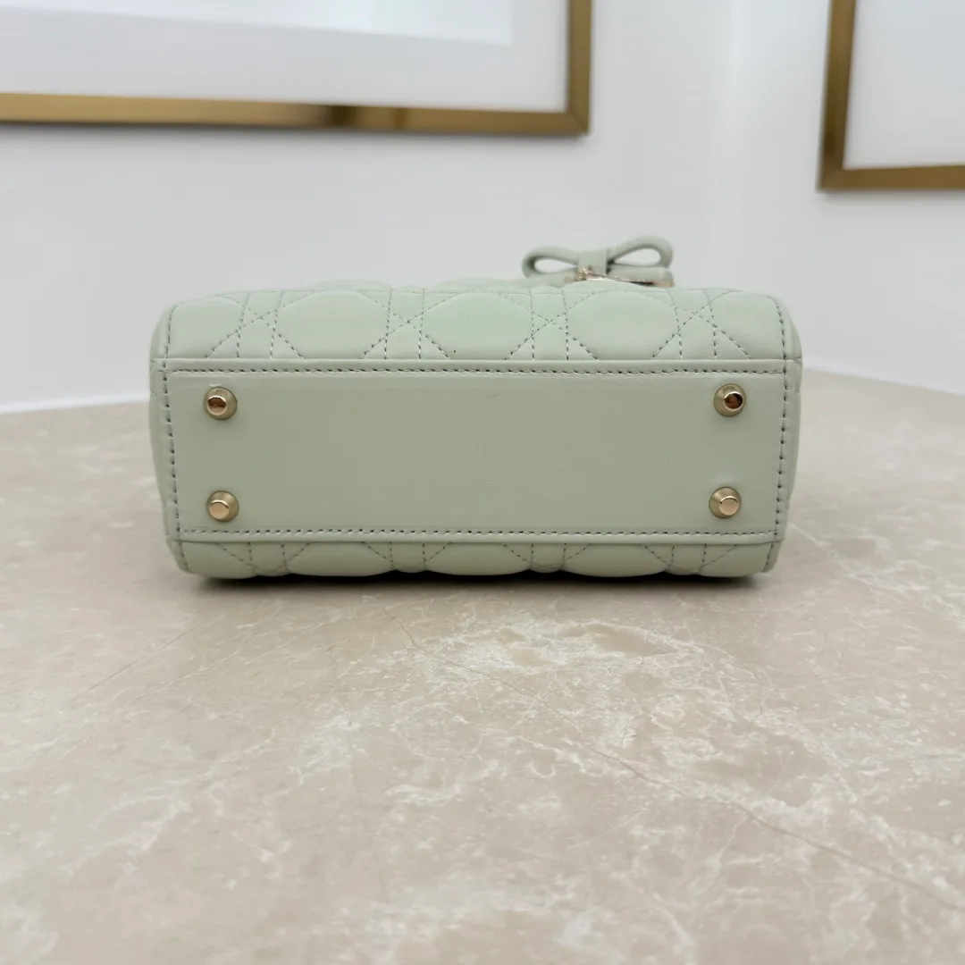 Классические Сумки Женские Christian Dior 18116216